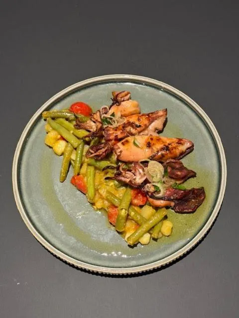 Restaurant/places to eat in Hotel Osmolis