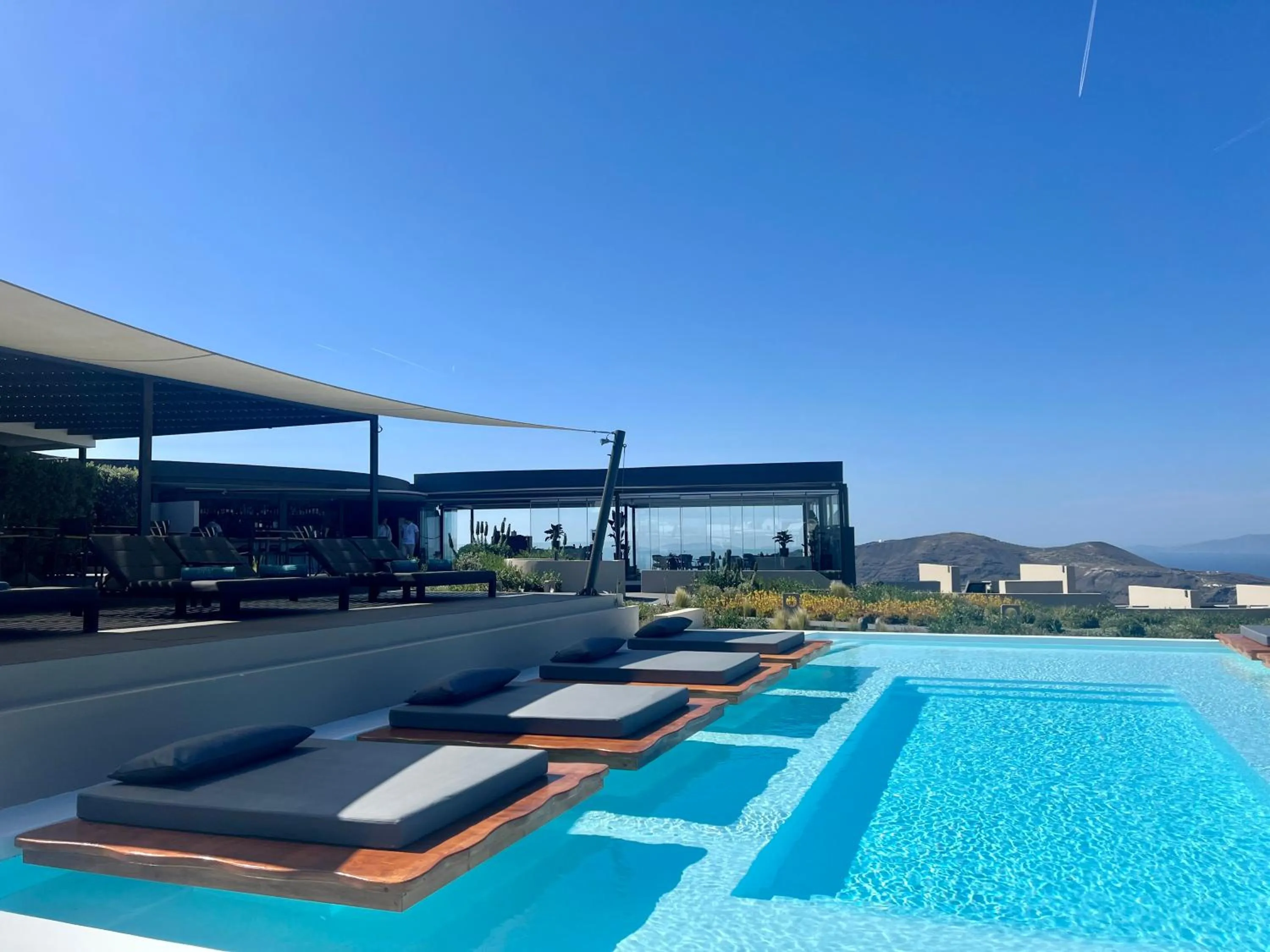 Swimming pool in Divine Cave Experience