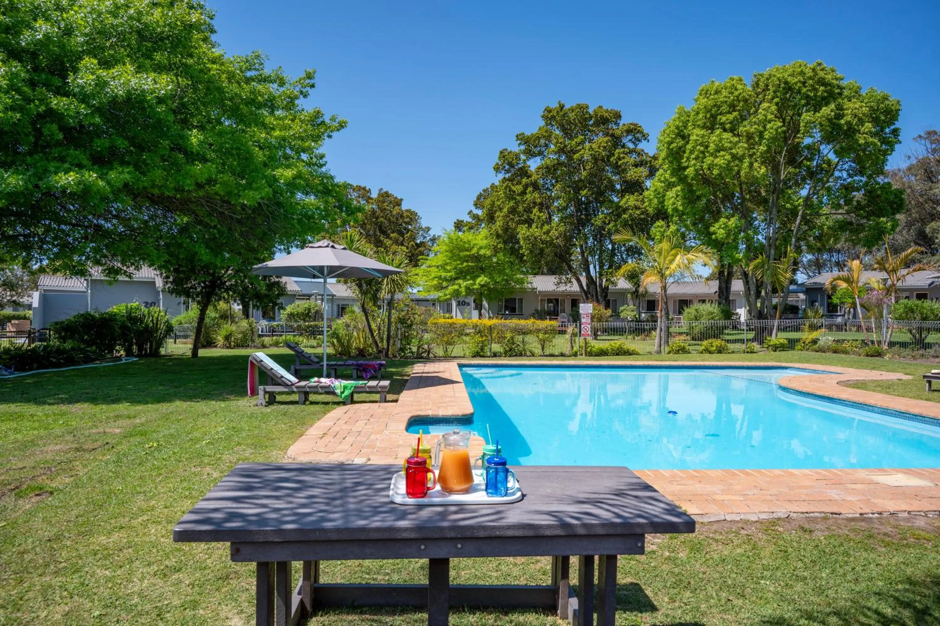 Food and drinks in Pine Lodge George