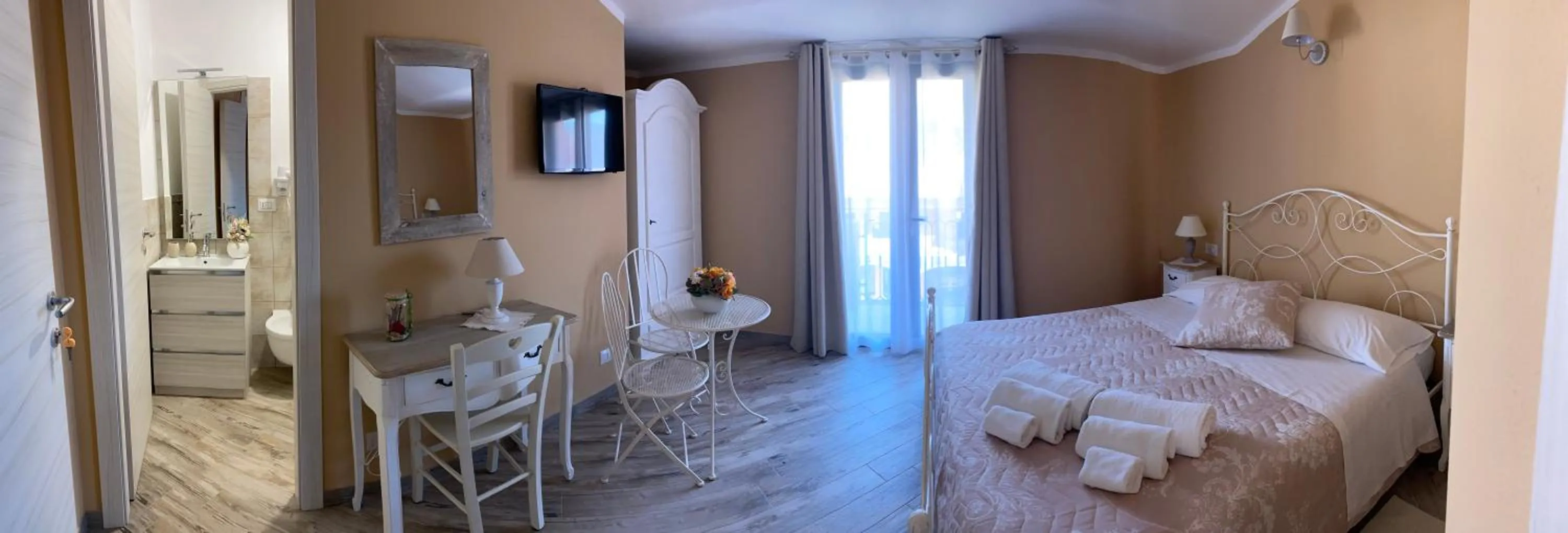 Bed in La Soffitta di EmmaSofia