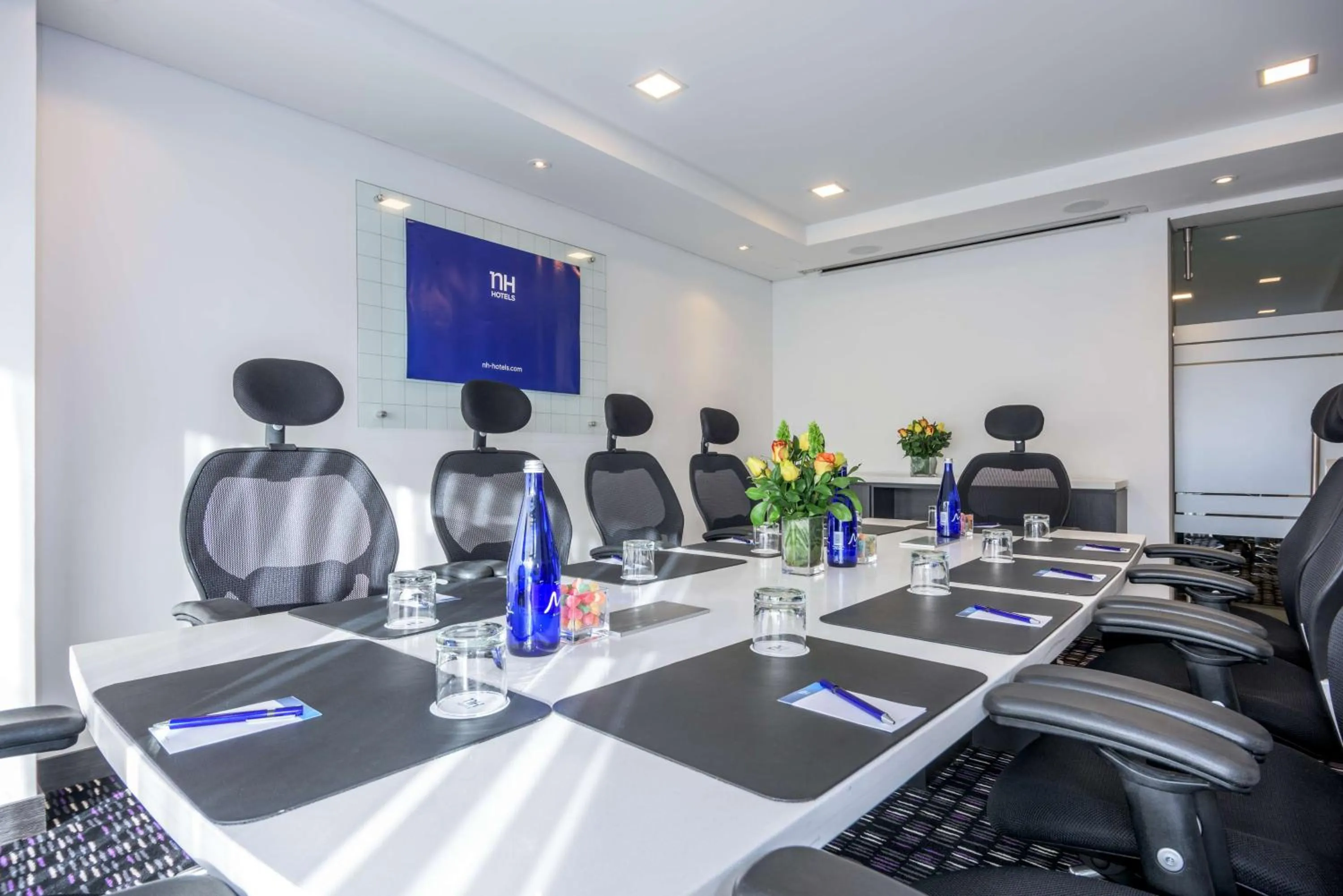 Meeting/conference room in NH Bogota Urban 26 Royal
