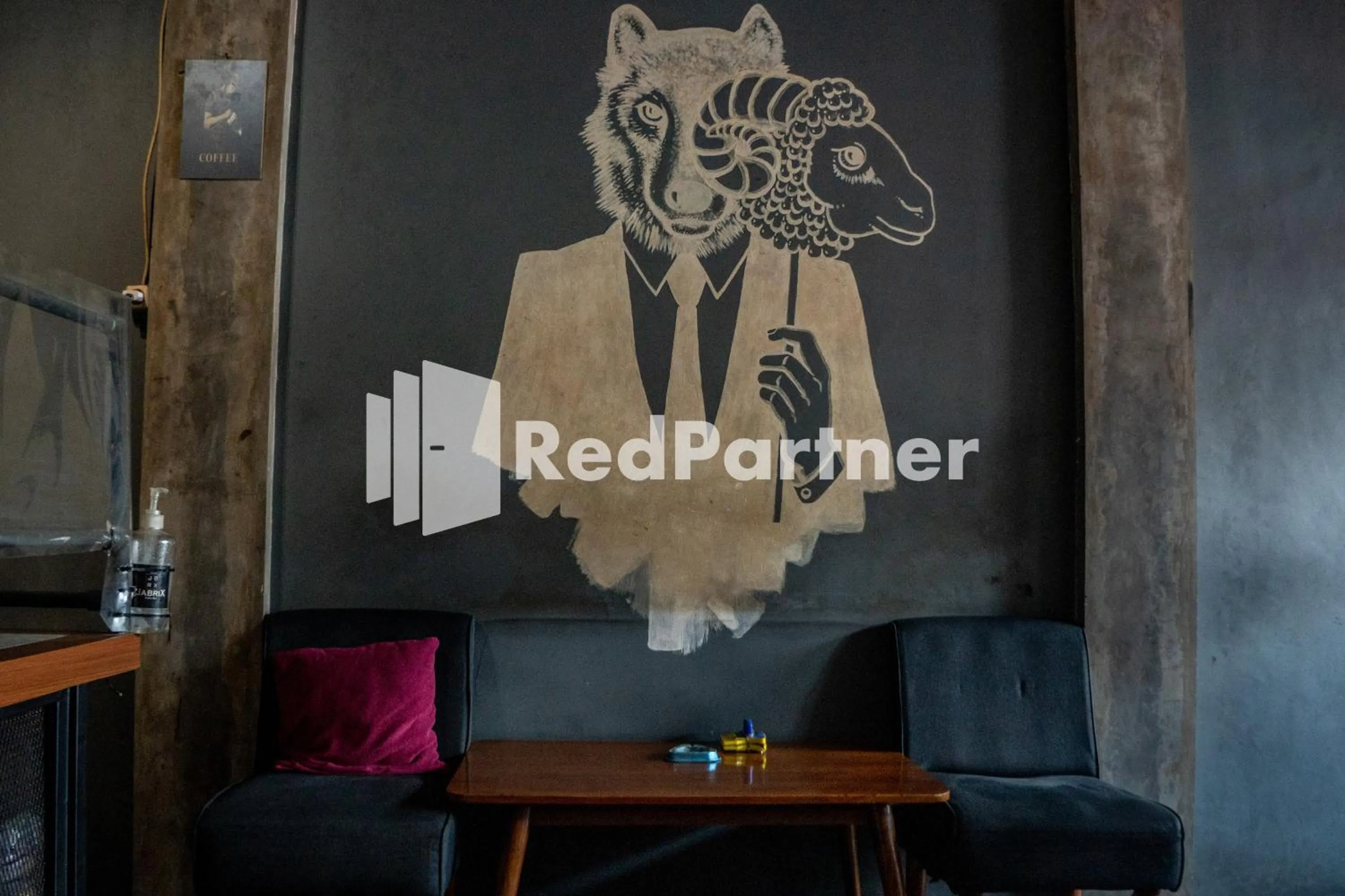 Jabrix Hotel Mitra RedDoorz