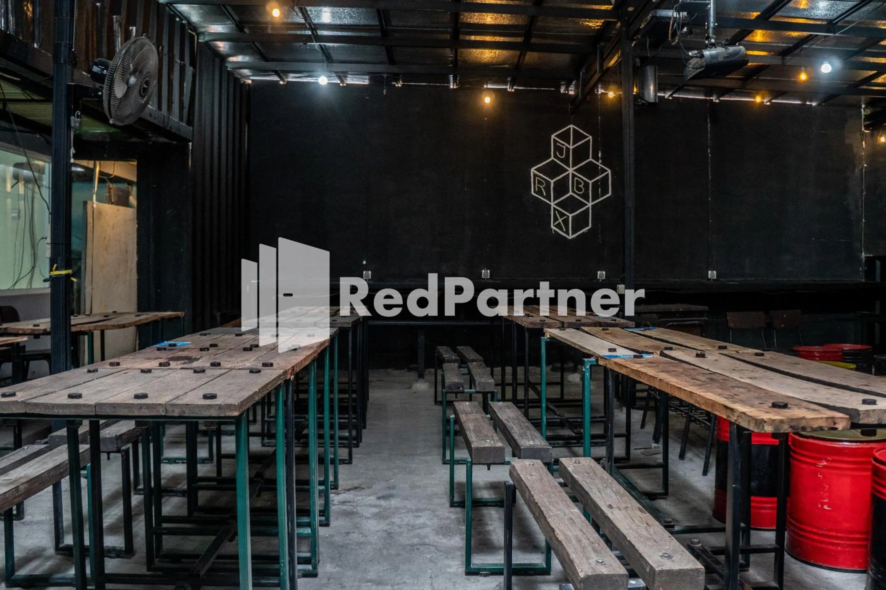 Jabrix Hotel Mitra RedDoorz