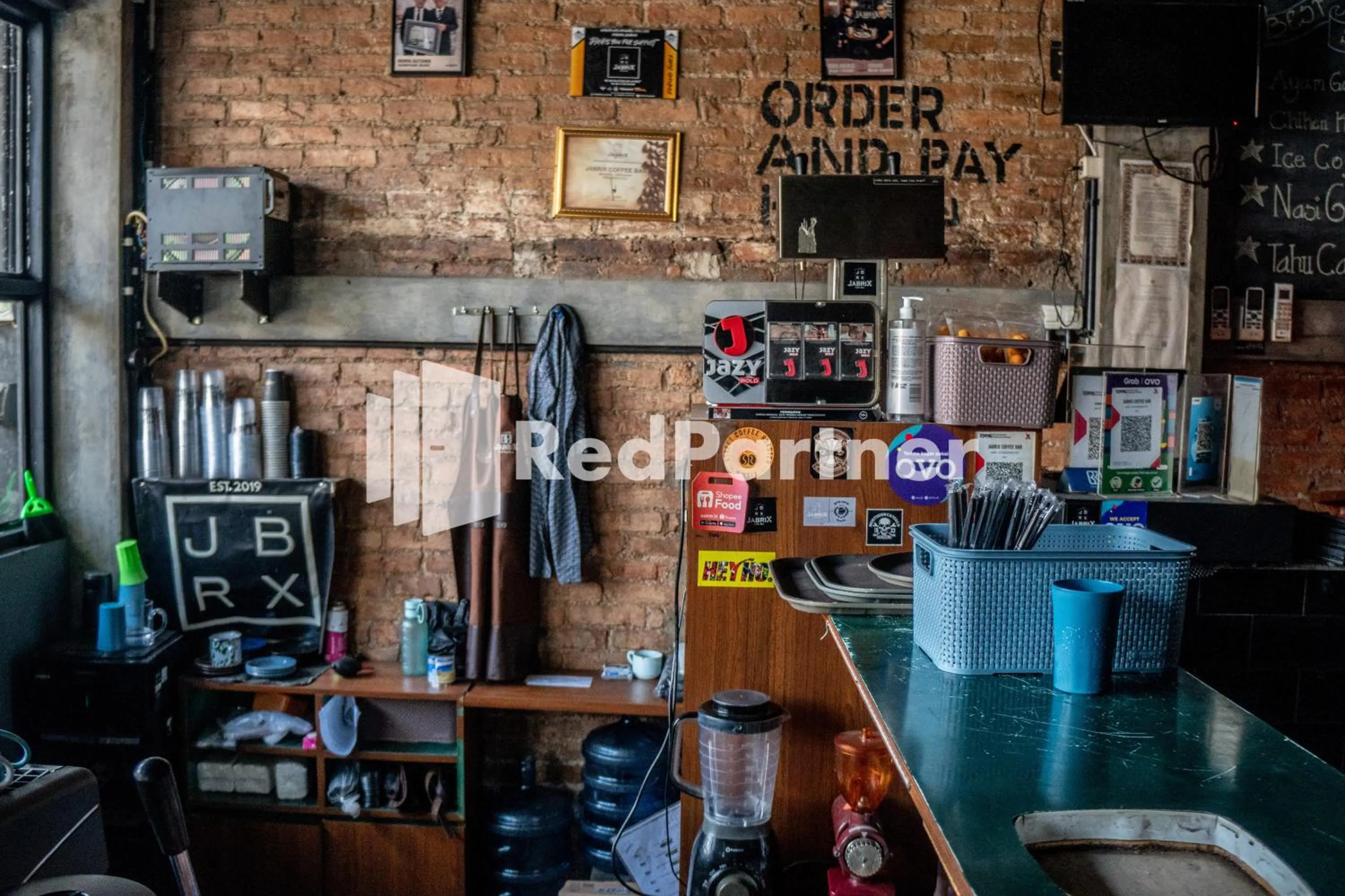 Jabrix Hotel Mitra RedDoorz