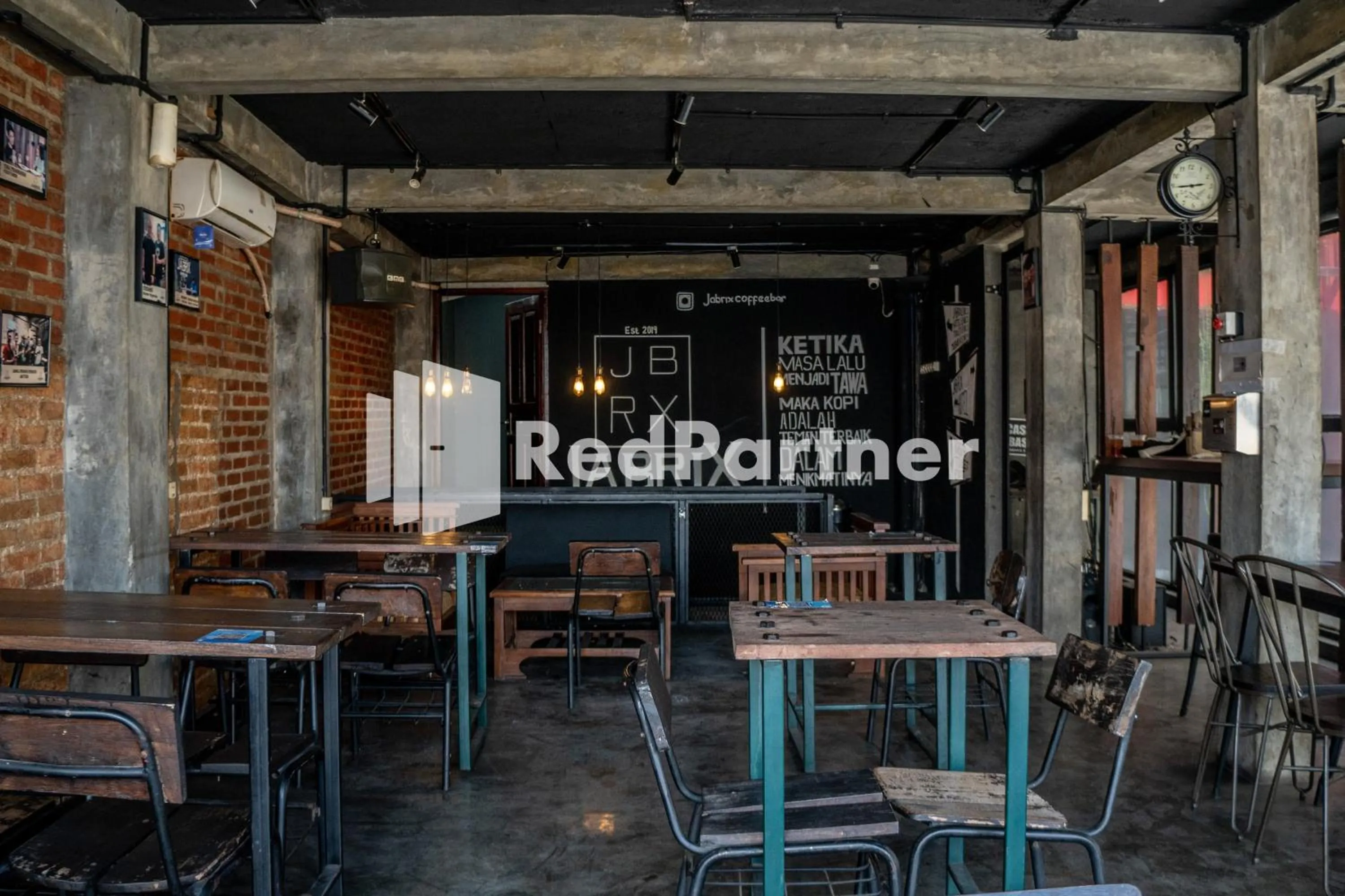 Jabrix Hotel Mitra RedDoorz