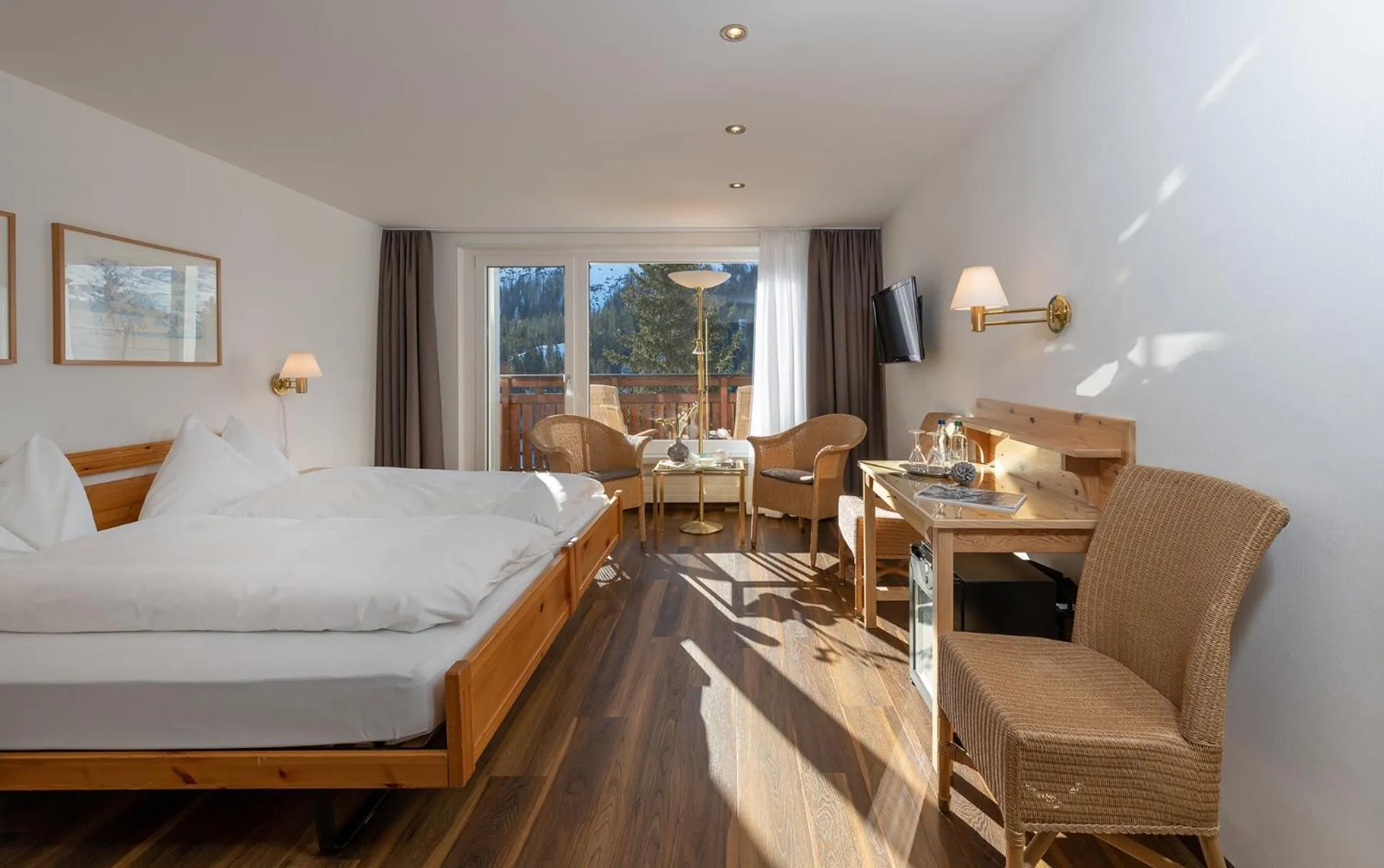 Photo of the whole room, Bed in Sunstar Hotel Arosa