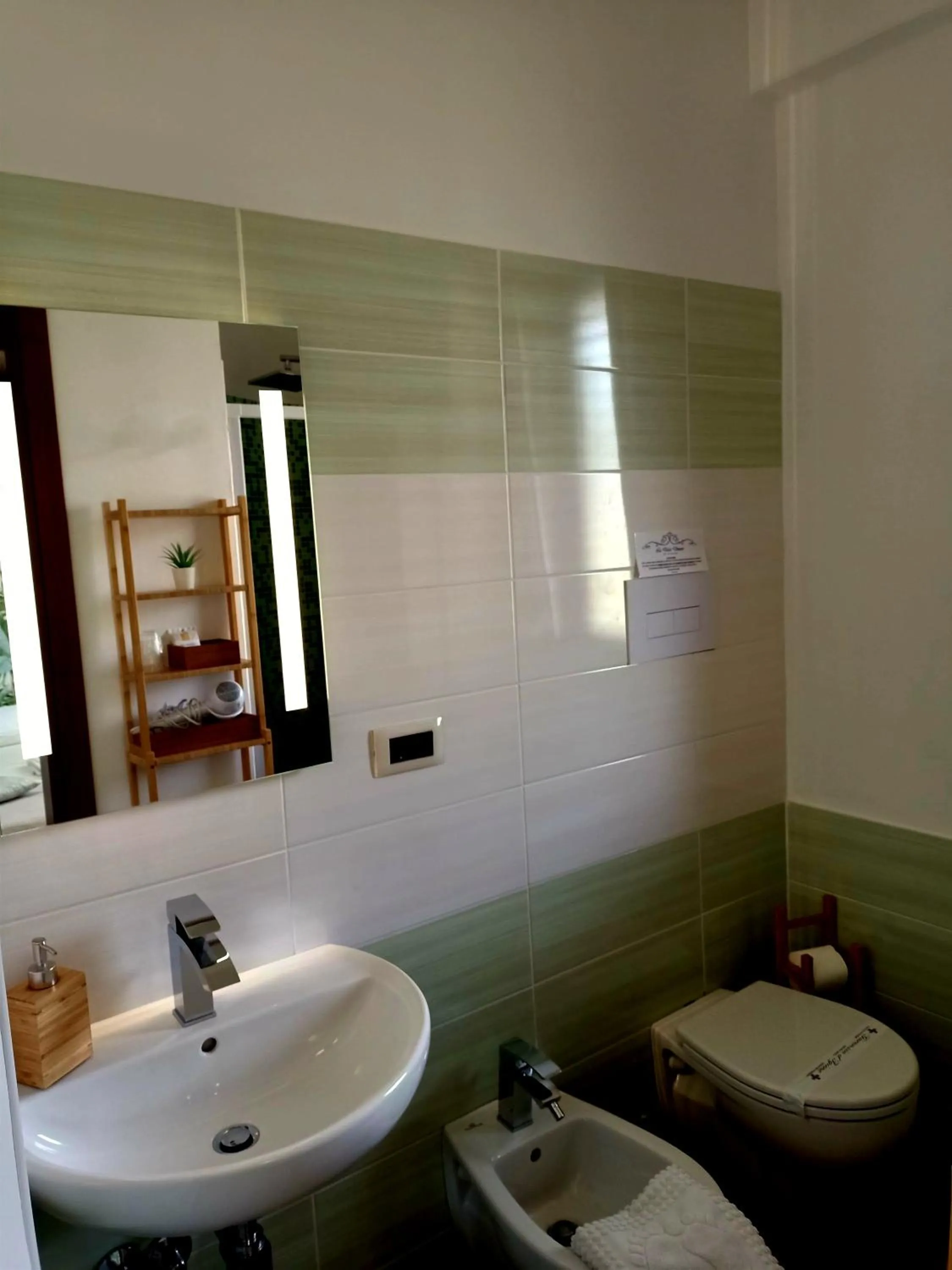 Toilet in La Dolce Dimora