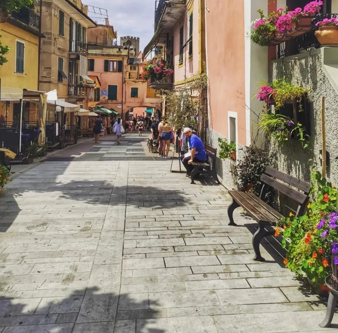 Property building in Affittacamere Sull'Arco