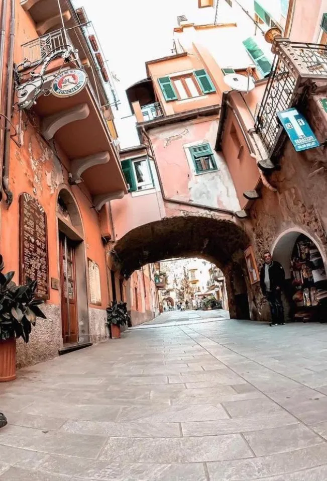 Property building in Affittacamere Sull'Arco