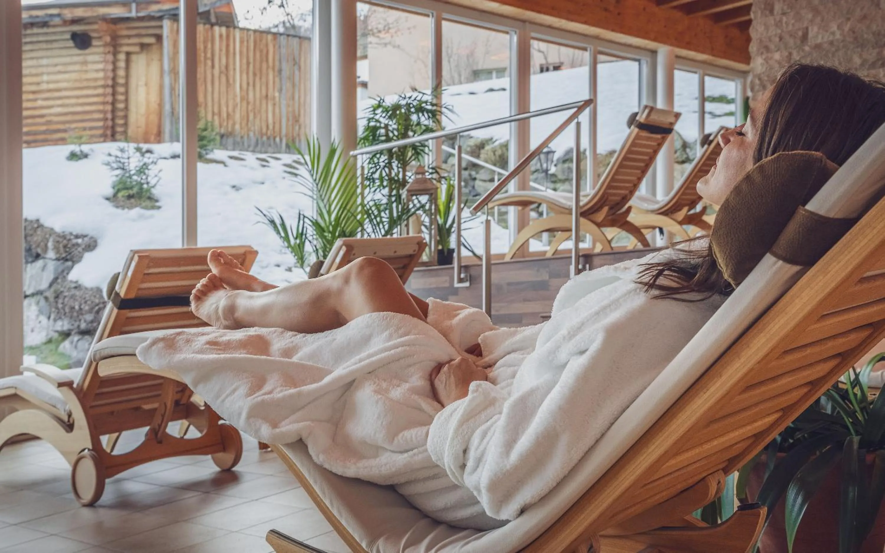 Spa and wellness centre/facilities in Mountain Plaza Hotel