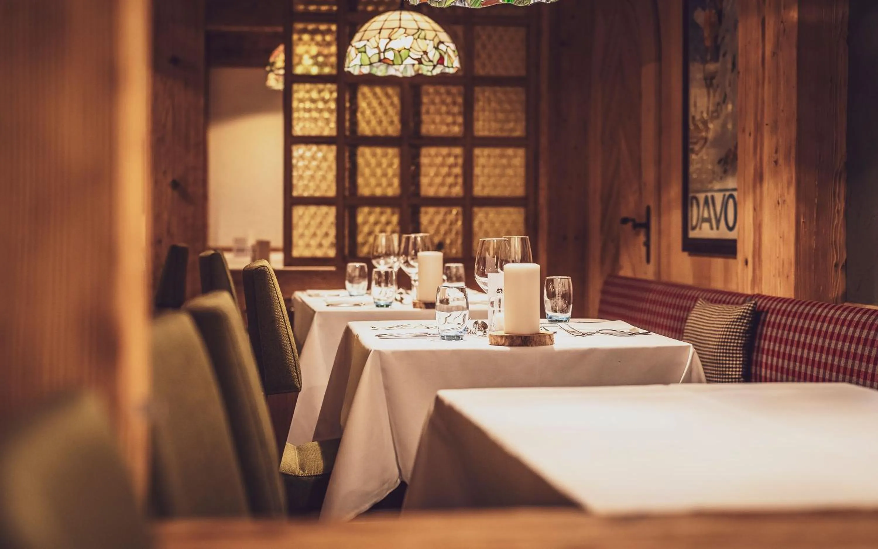 Restaurant/places to eat in Mountain Plaza Hotel