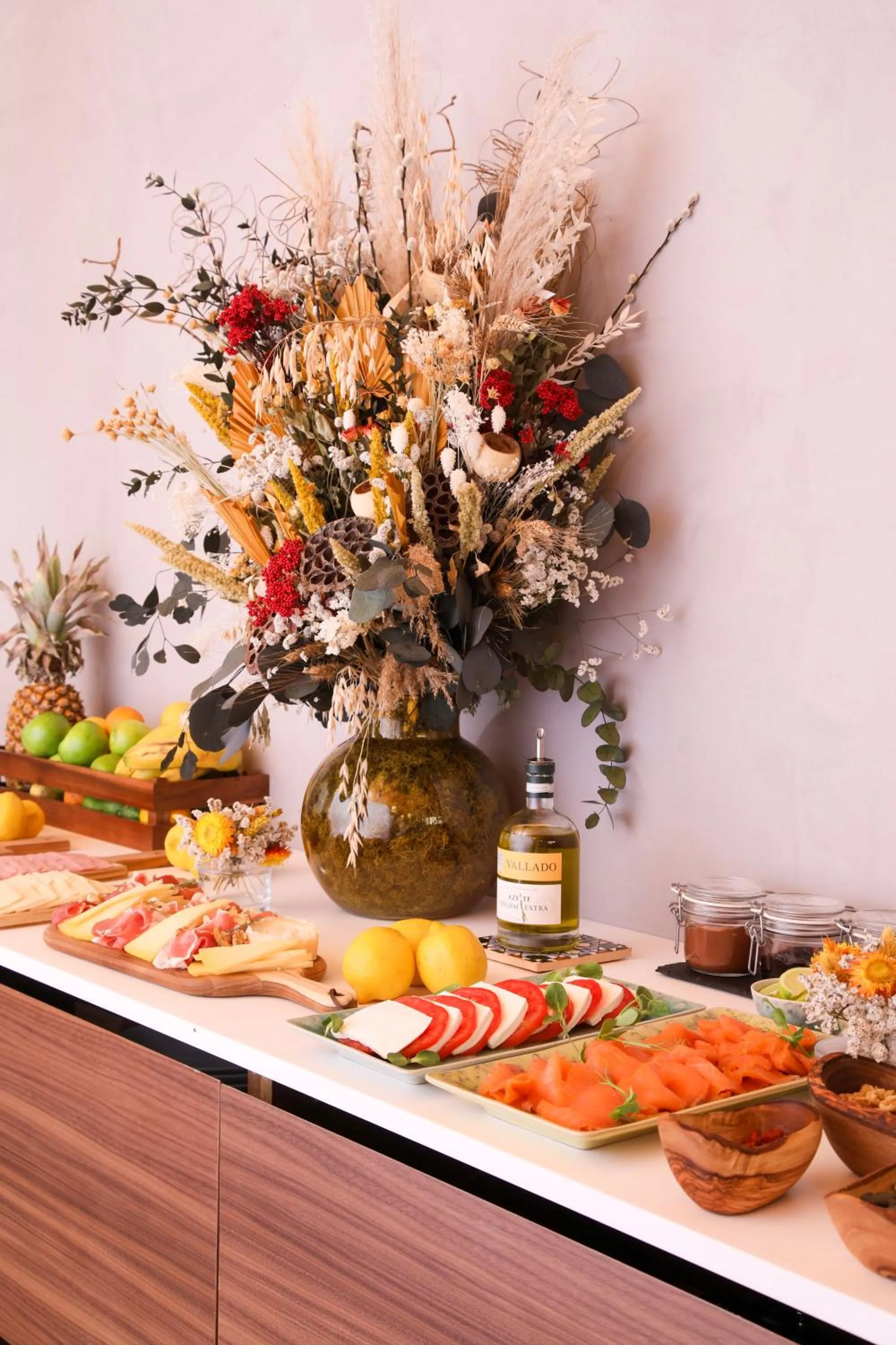 Buffet breakfast in Vincci Alfama