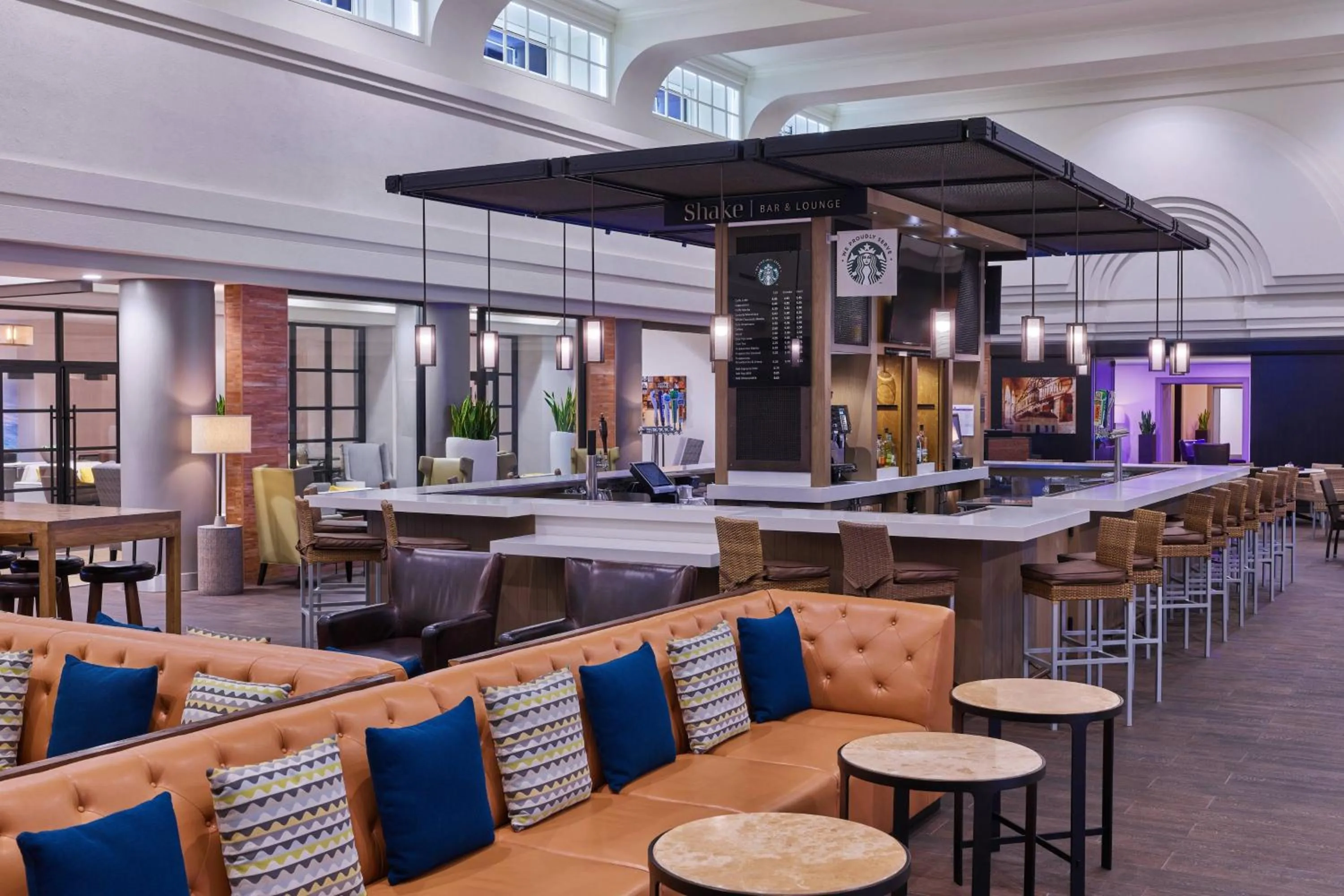 Lounge or bar in Marriott Vacation Club®, San Diego   
