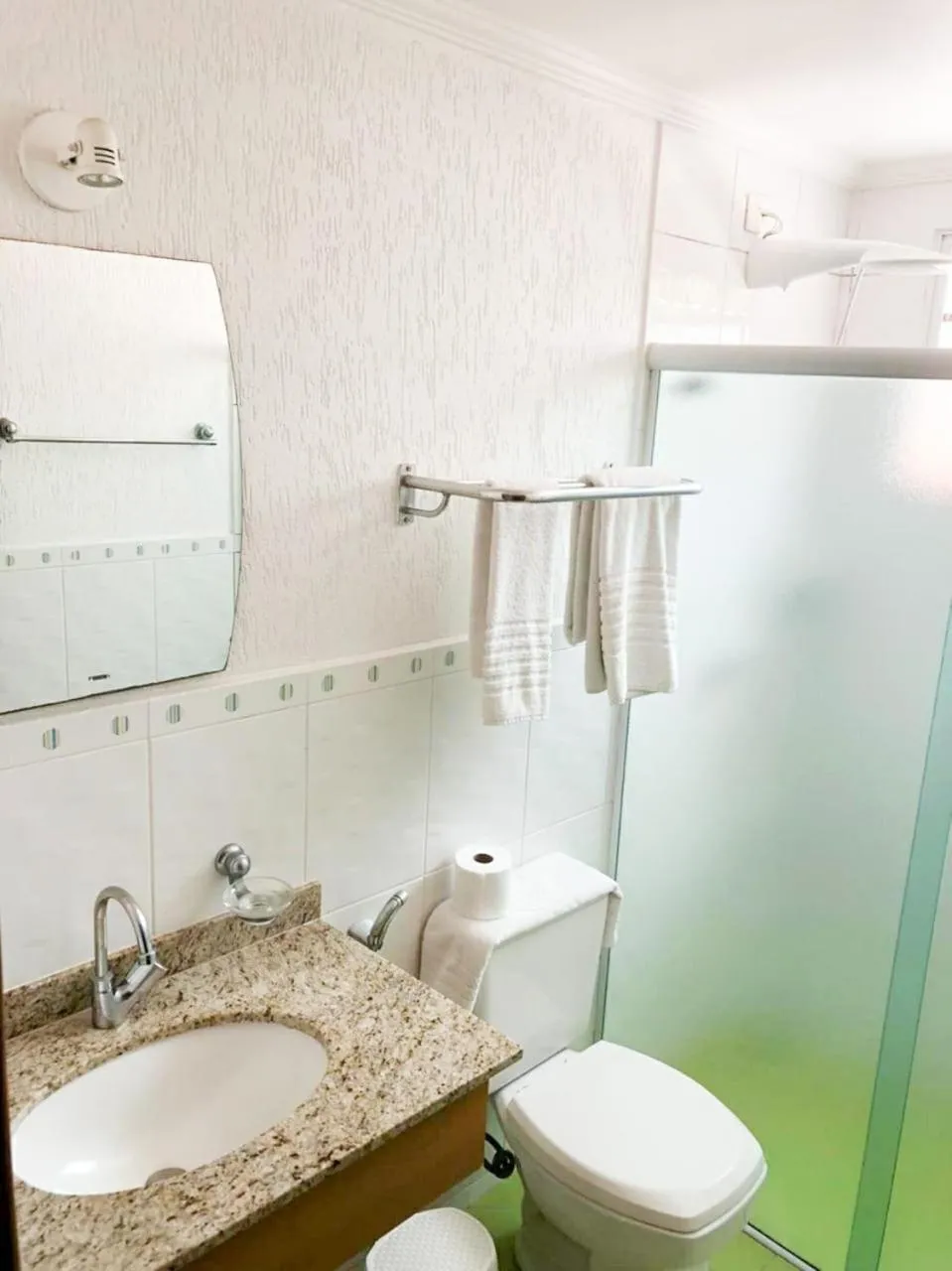 Bathroom in Millian Hotel
