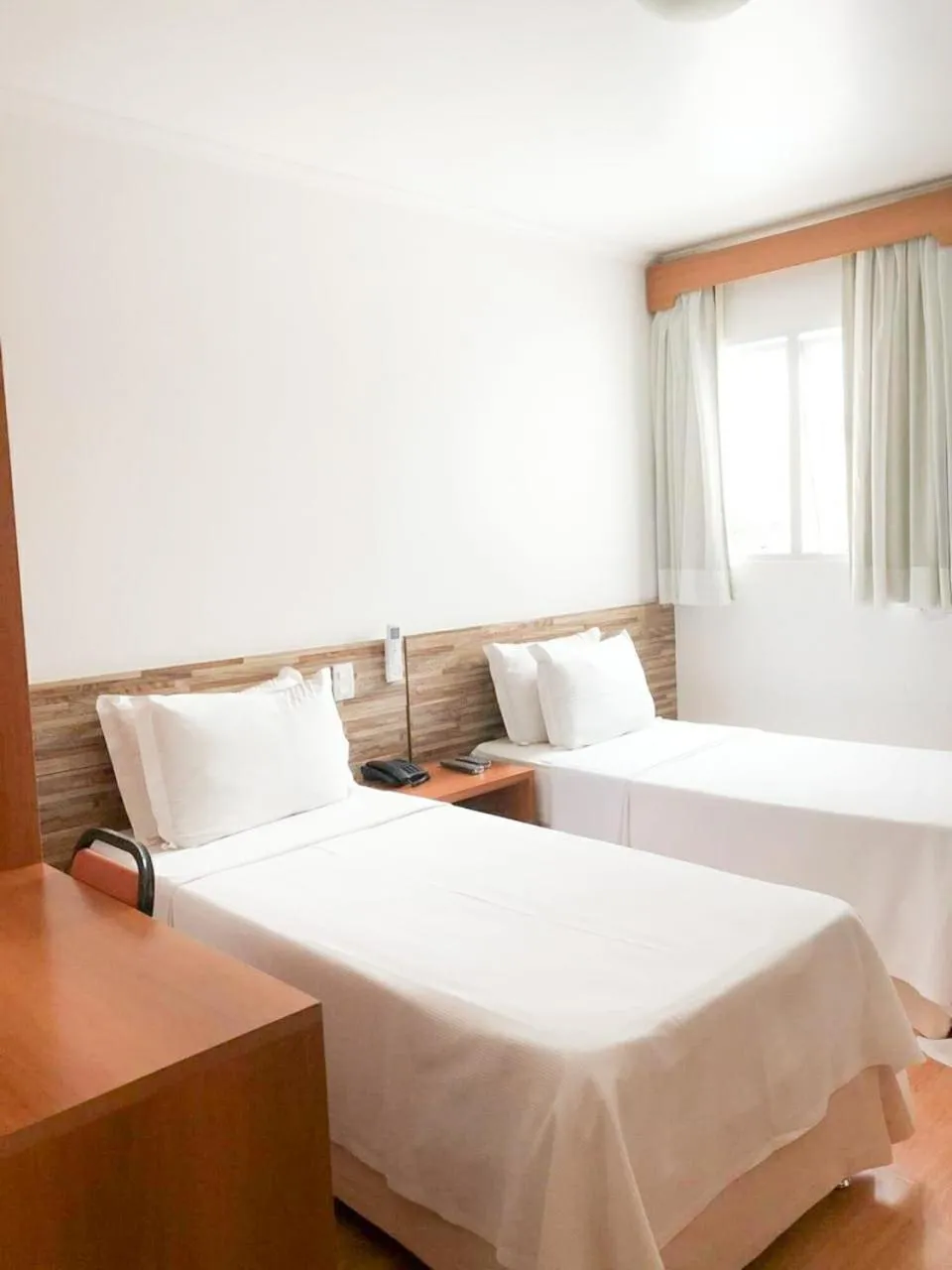 Photo of the whole room, Bed in Millian Hotel