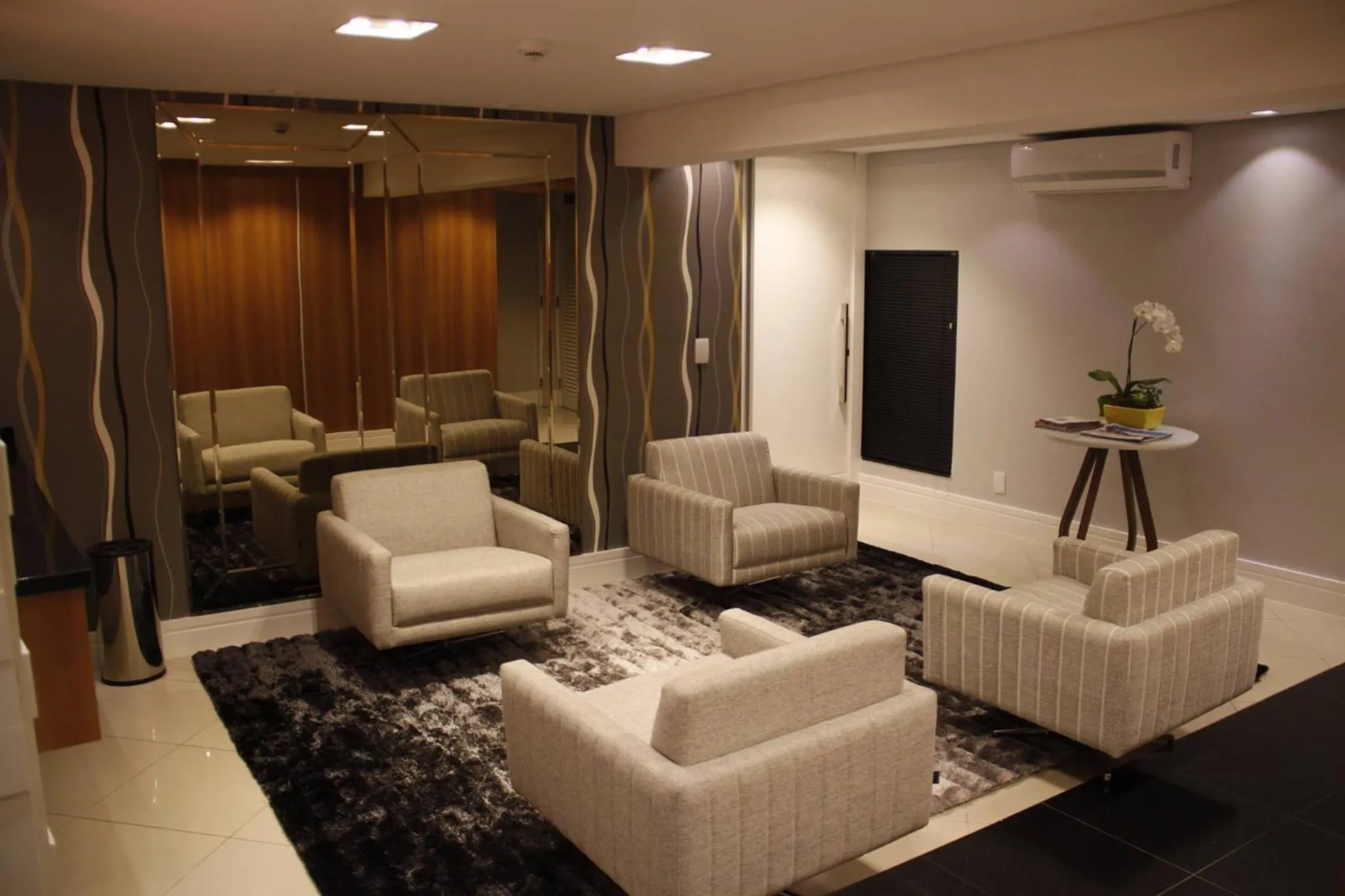 Lobby or reception in Millian Hotel