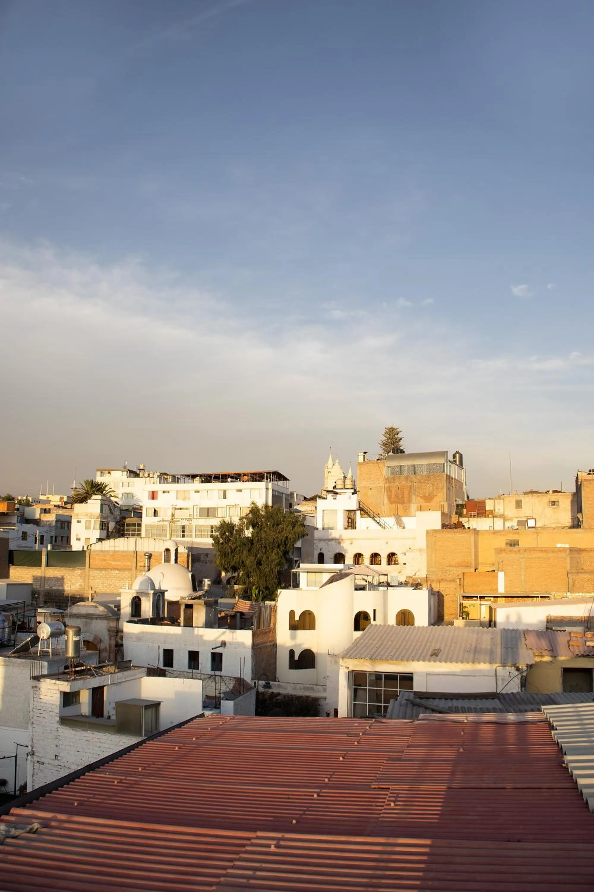 Day in Tambo del Solar