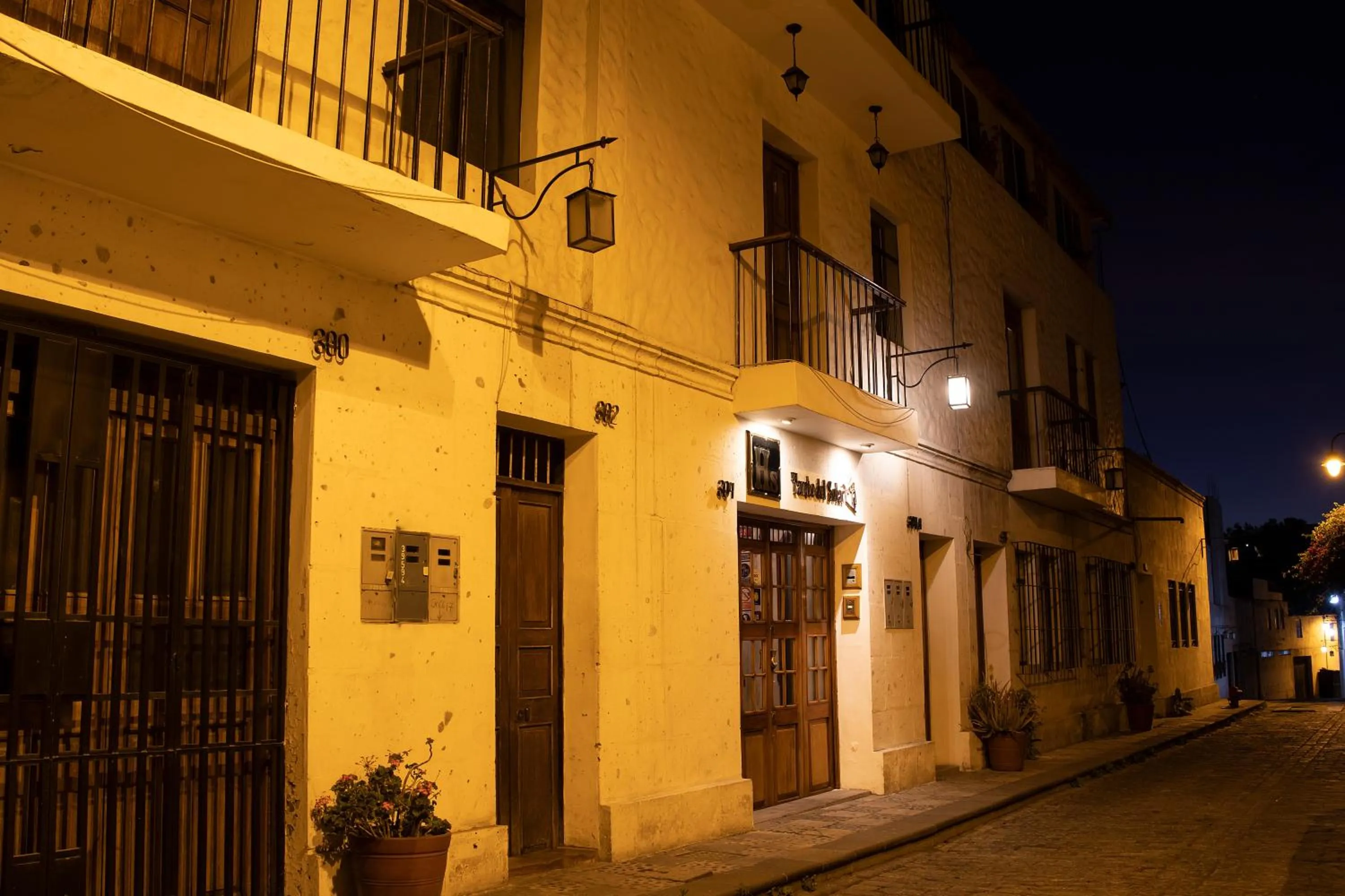 Street view in Tambo del Solar