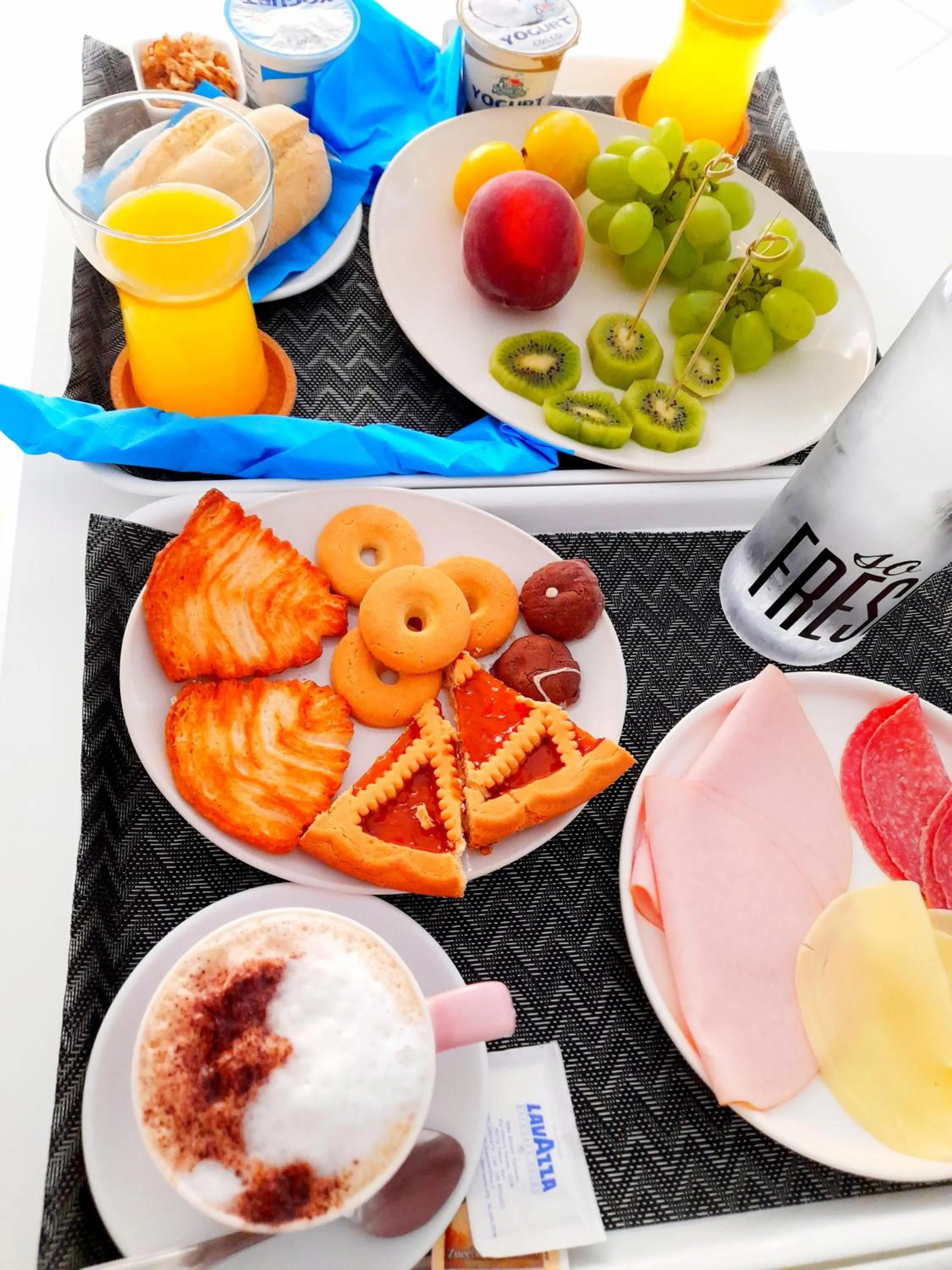 Breakfast in B&B Secret Suite