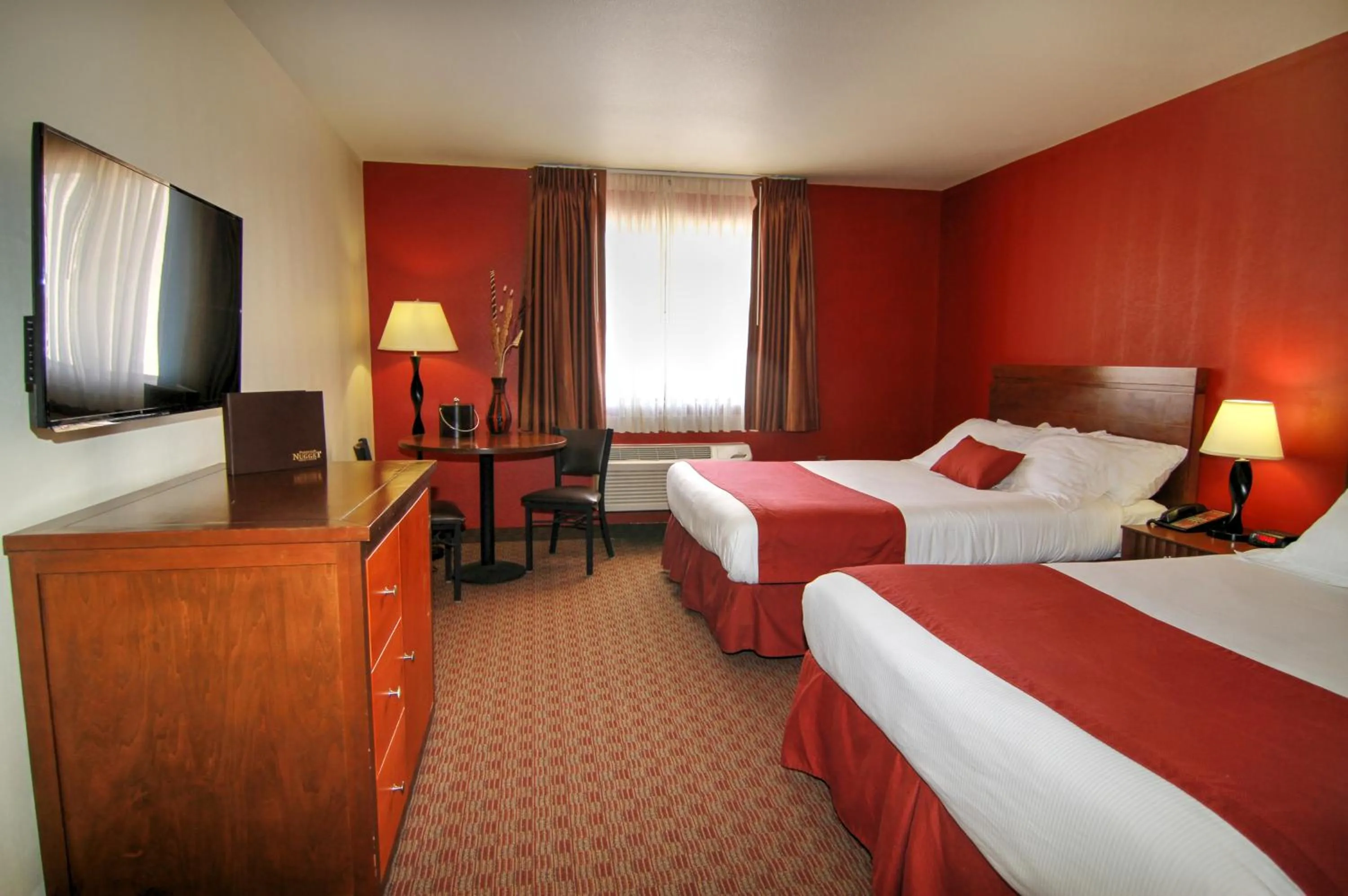 Lounge or bar, Bed in Pahrump Nugget Hotel & Casino