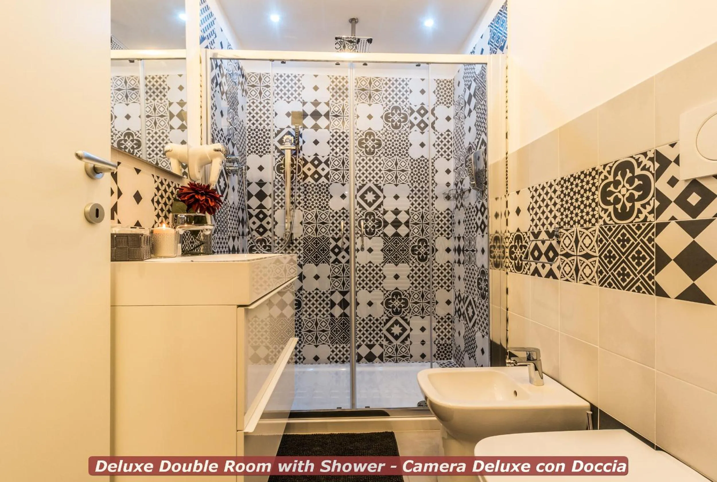 Bathroom in 4 Star Bologna Train Station - Self Check-In