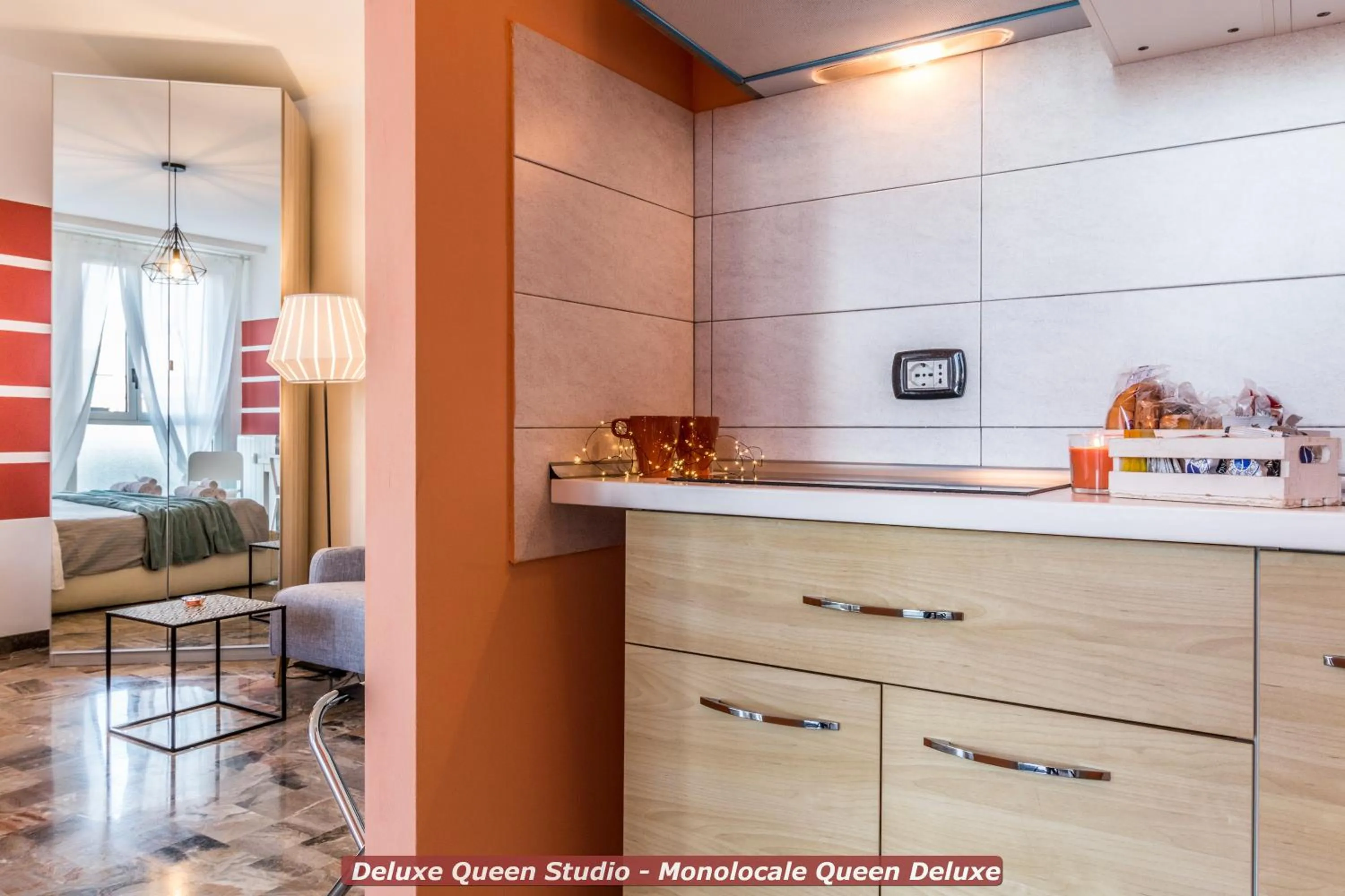 Kitchen or kitchenette in 4 Star Bologna Train Station - Self Check-In