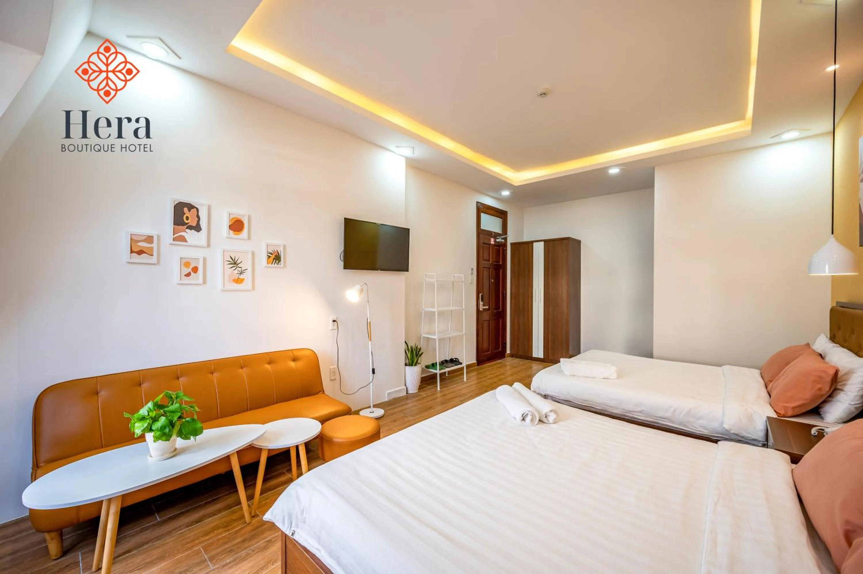 TV and multimedia, Bed in Hera Boutique Hotel