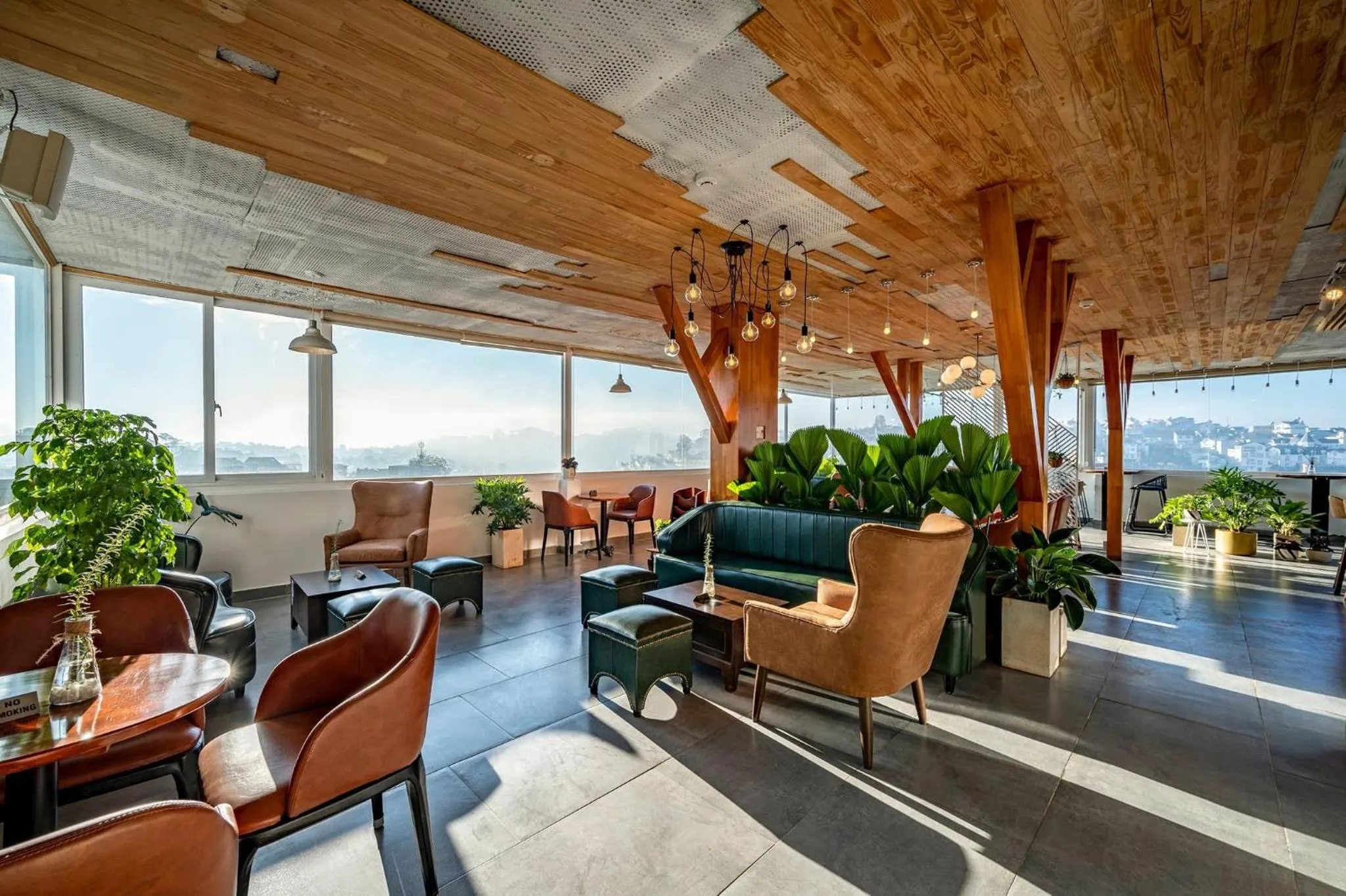 Restaurant/places to eat in Hera Boutique Hotel