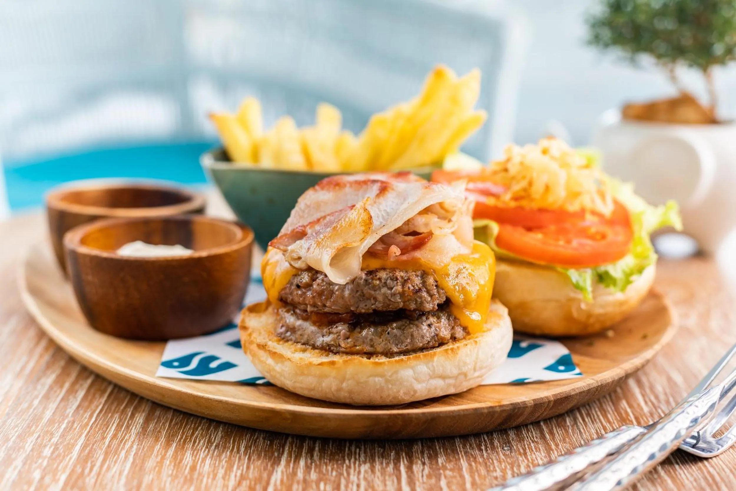 Restaurant/places to eat in Tembo Beach Club & Resort