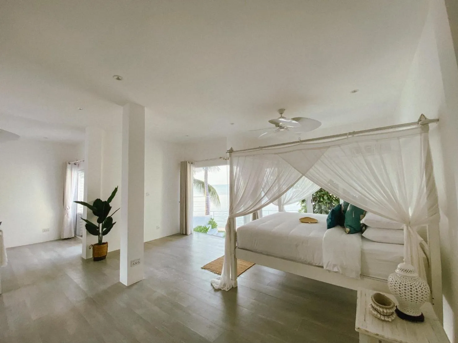 View (from property/room), Bed in Tembo Beach Club & Resort