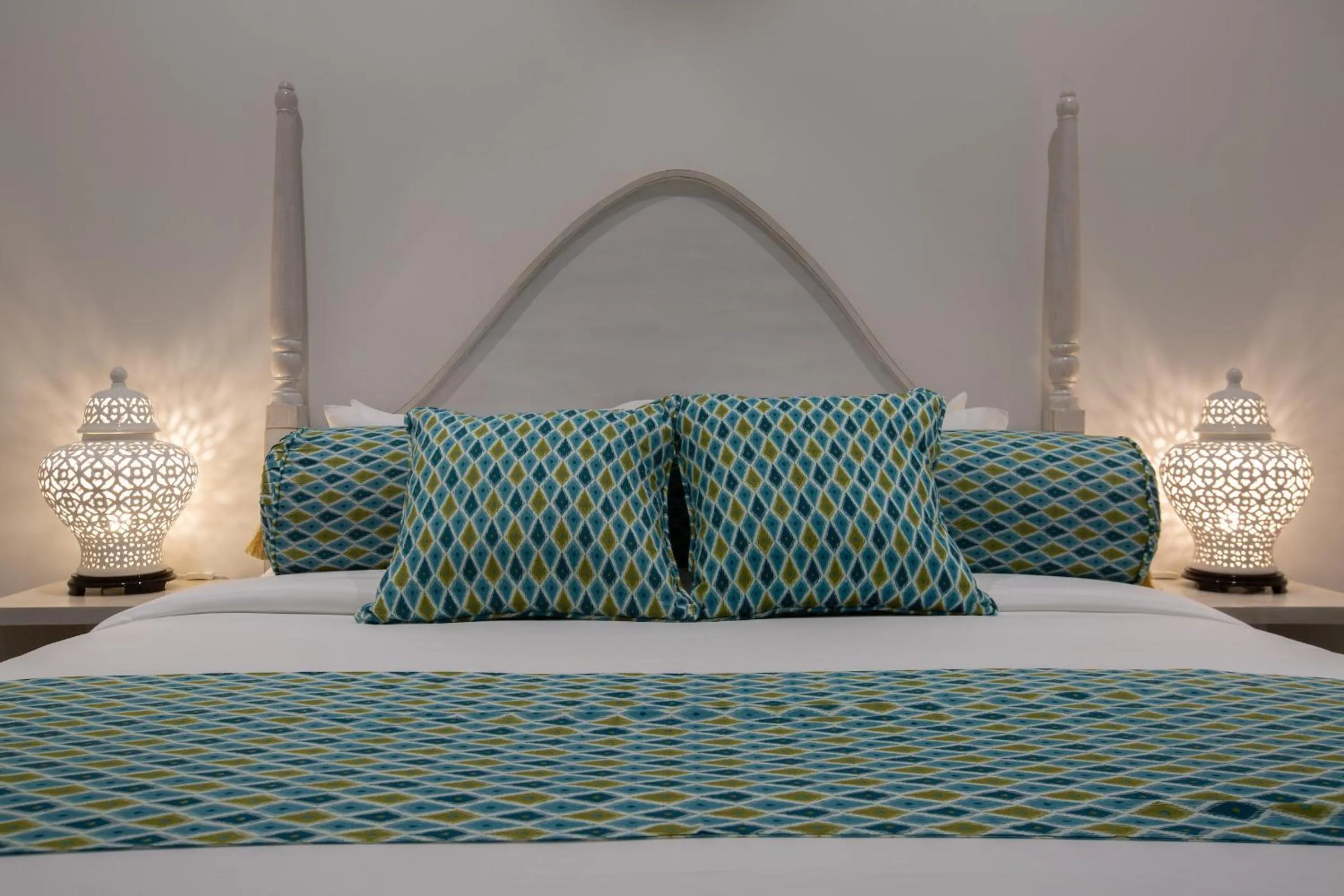 Bed in Tembo Beach Club & Resort