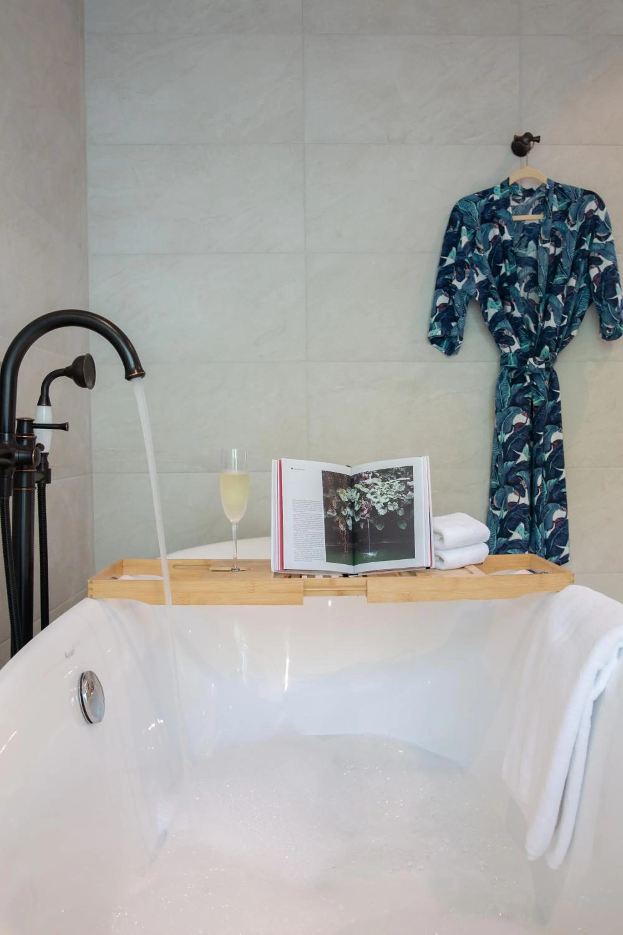 Bath in Tembo Beach Club & Resort