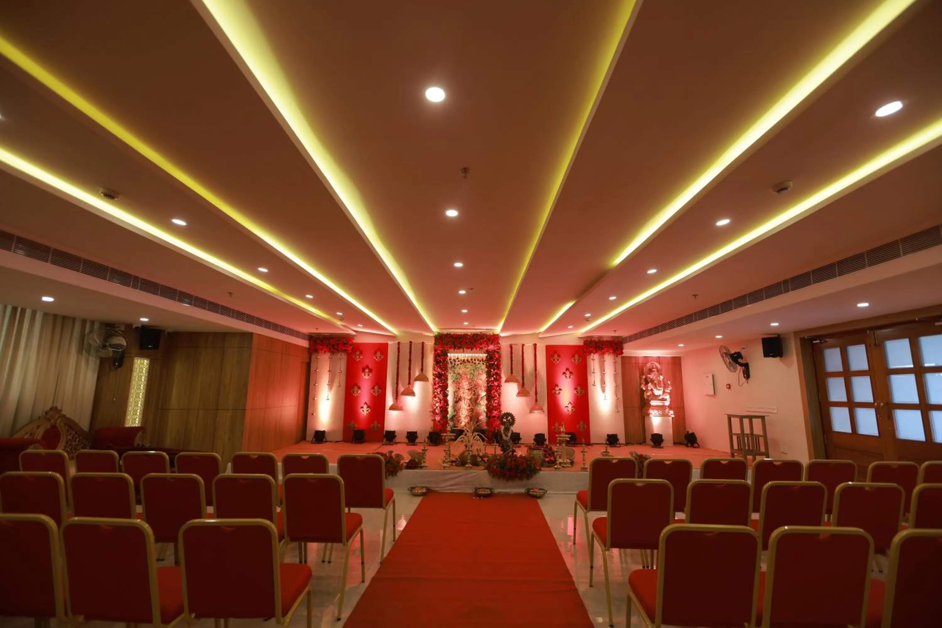Banquet/Function facilities in Krishnavalsam Regency