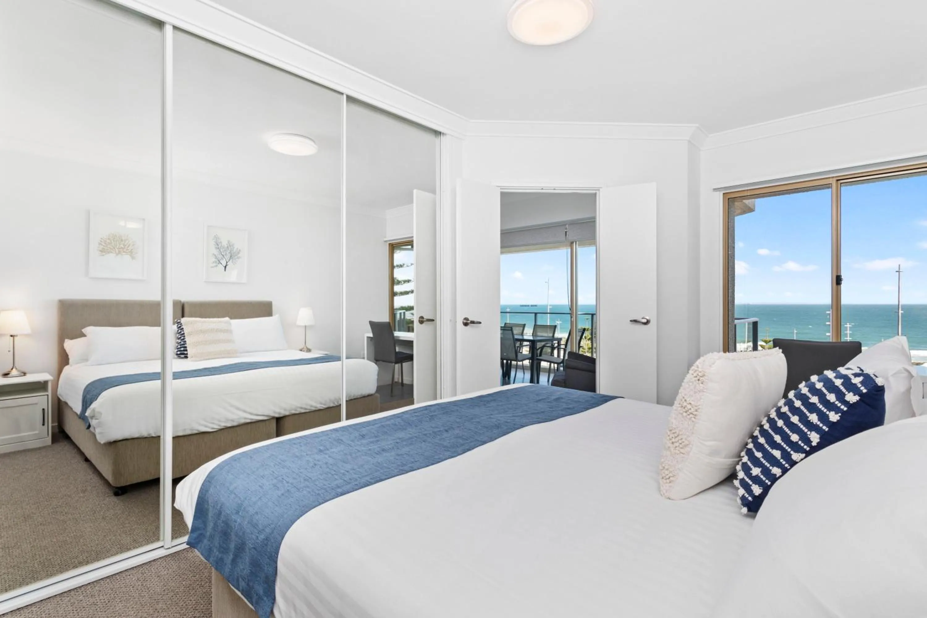 Photo of the whole room, Bed in Suite 310 Sandcastles 3 Bedroom Deluxe