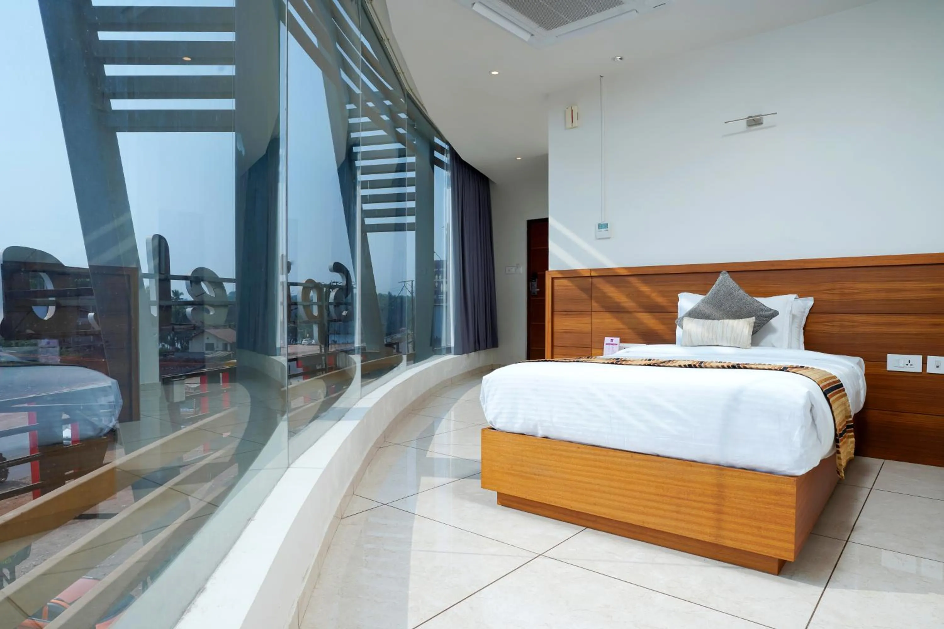 Bed in Nexstay River Mouth International