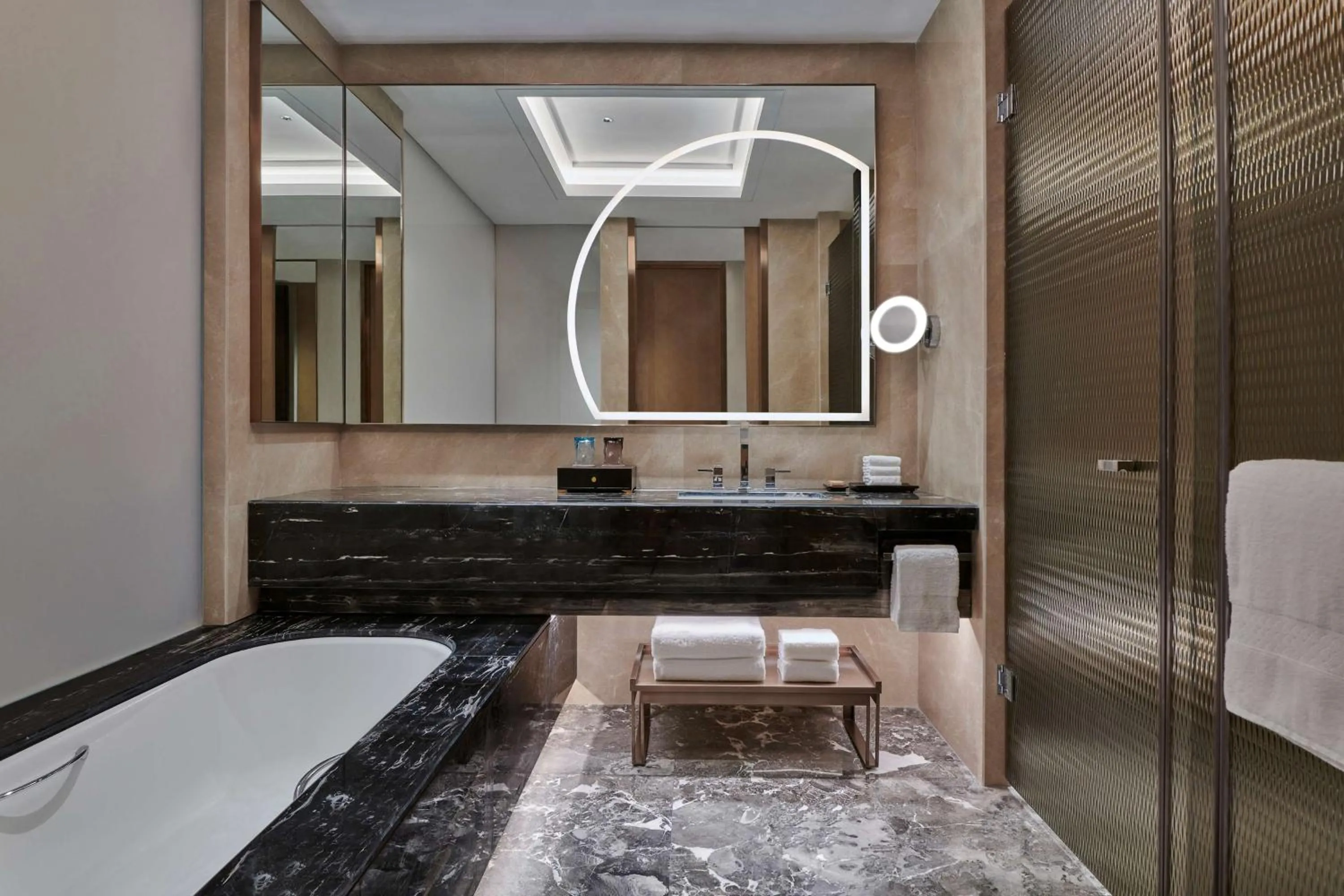 Bathroom in Hilton Yancheng