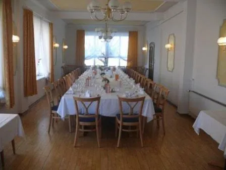 Stichwehs Hotel am Bahnhof