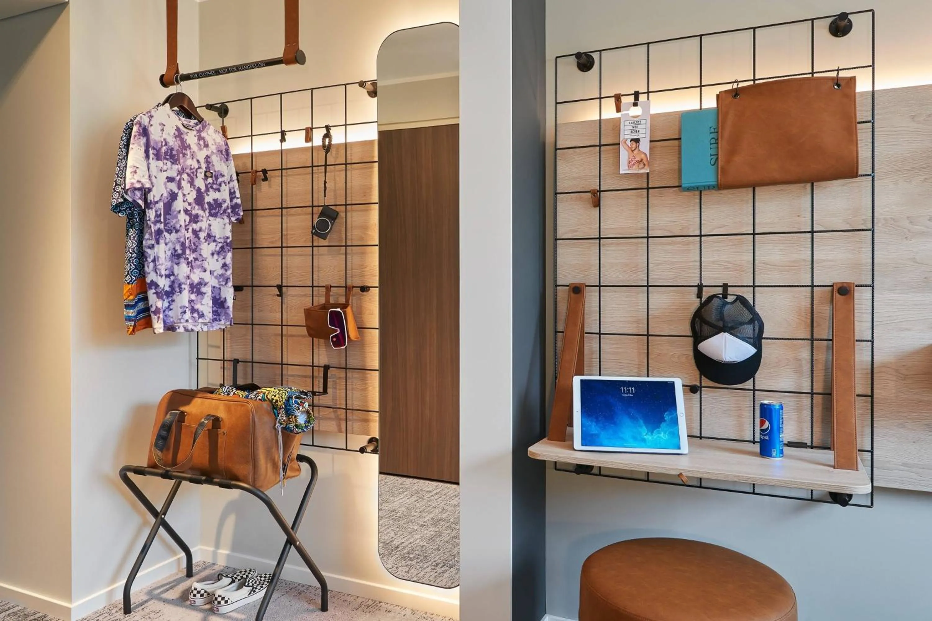 Photo of the whole room in Moxy Sophia Antipolis