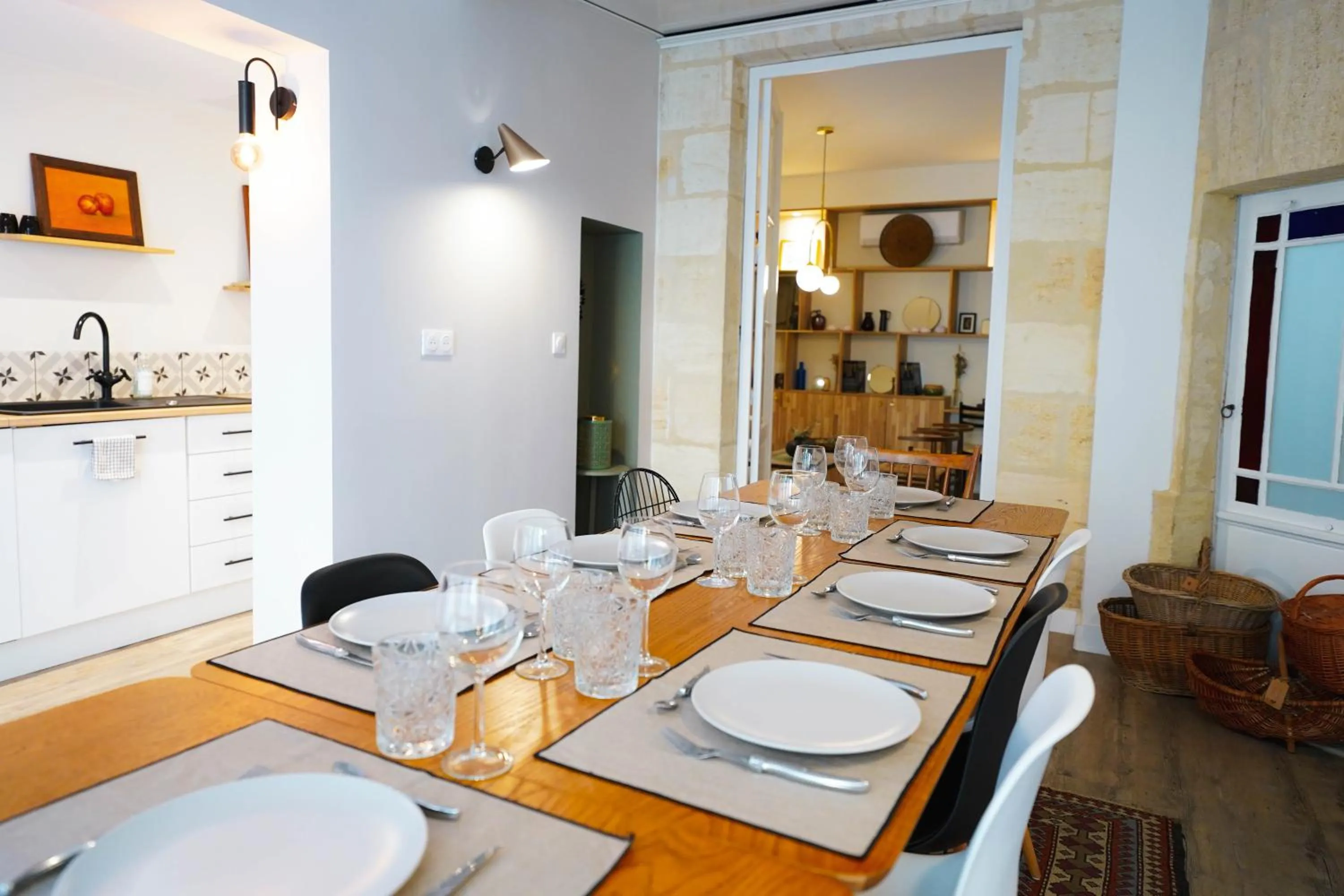 Communal kitchen in B&B La Maison Galiène