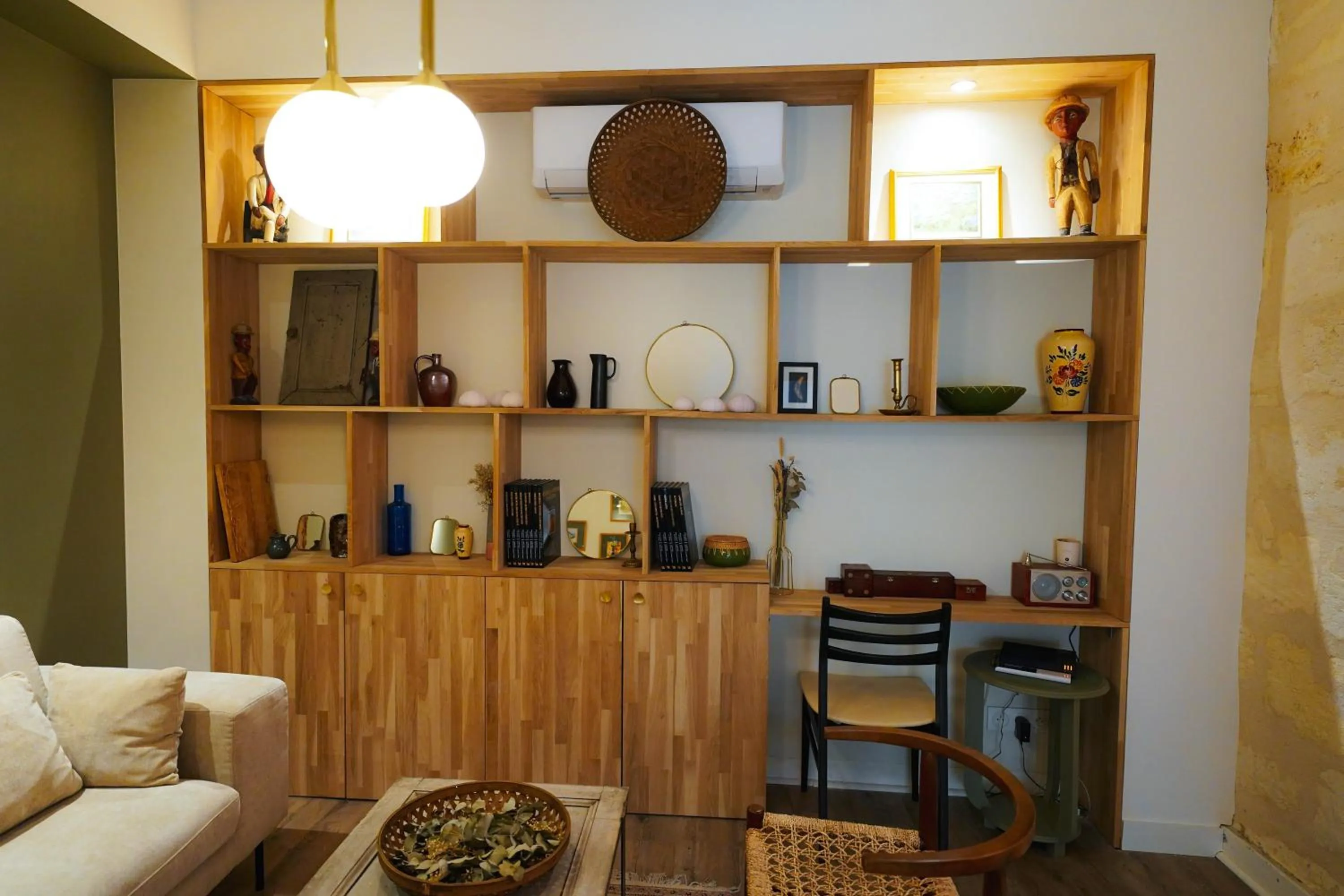 Library in B&B La Maison Galiène