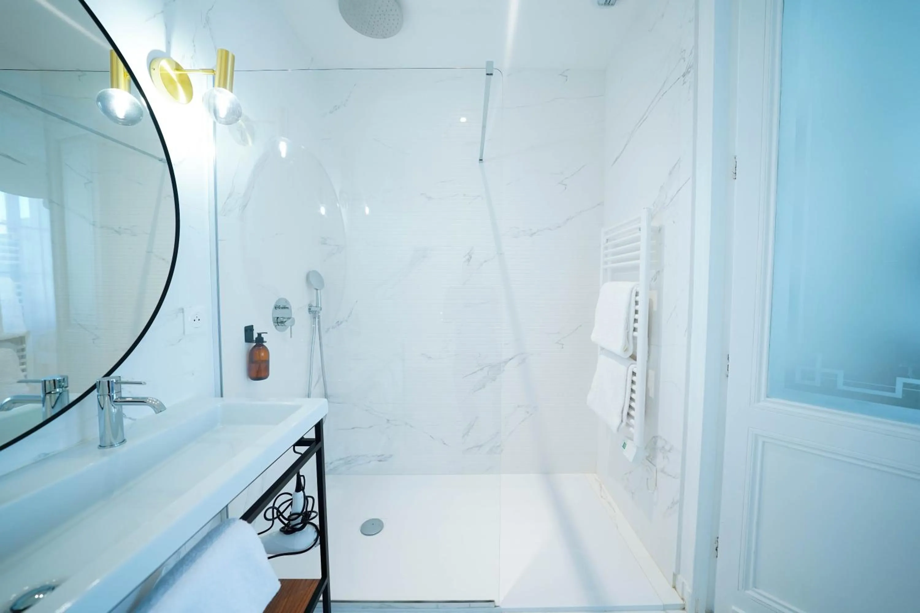 Shower in B&B La Maison Galiène