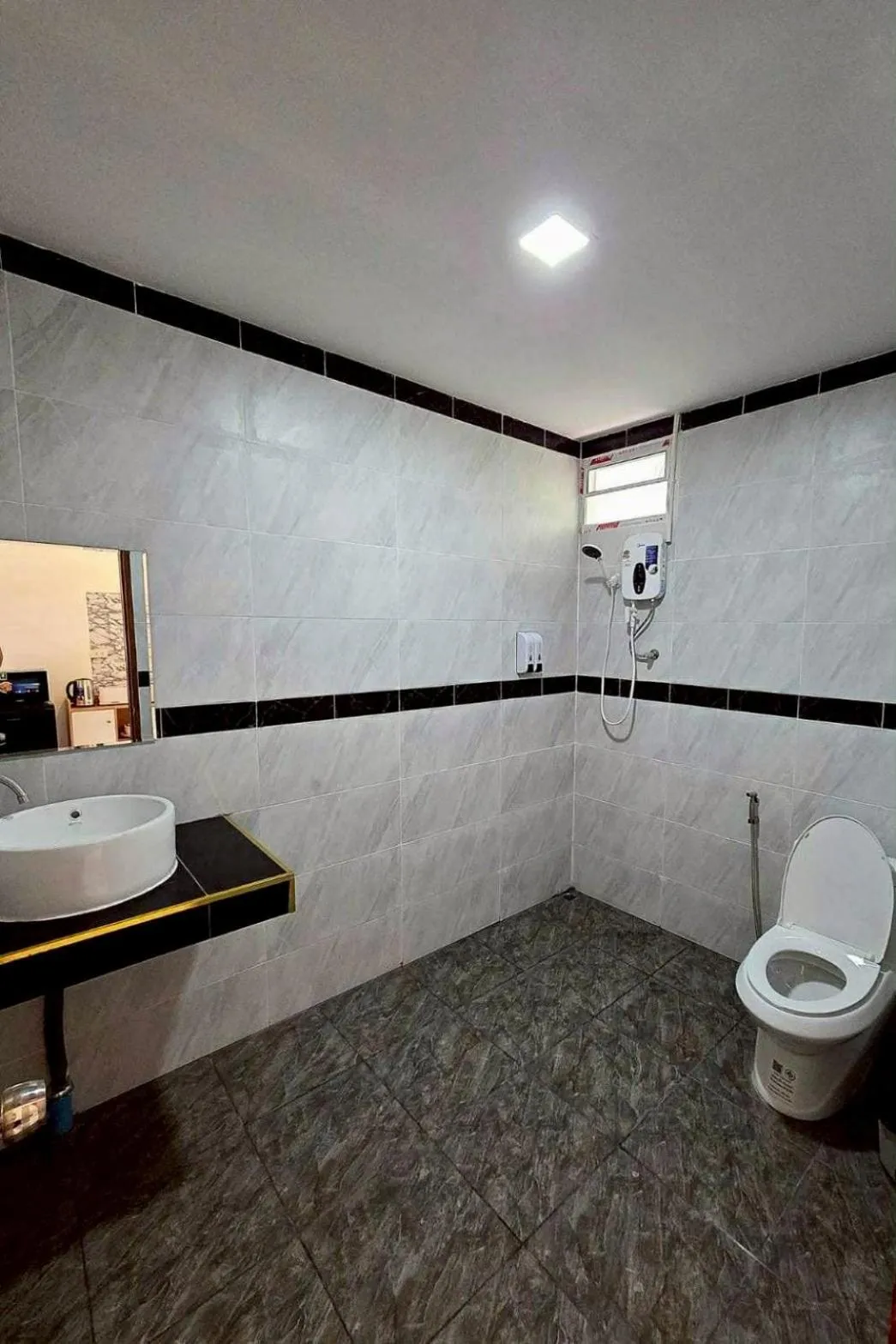 Bathroom in Phurin Thara Resort