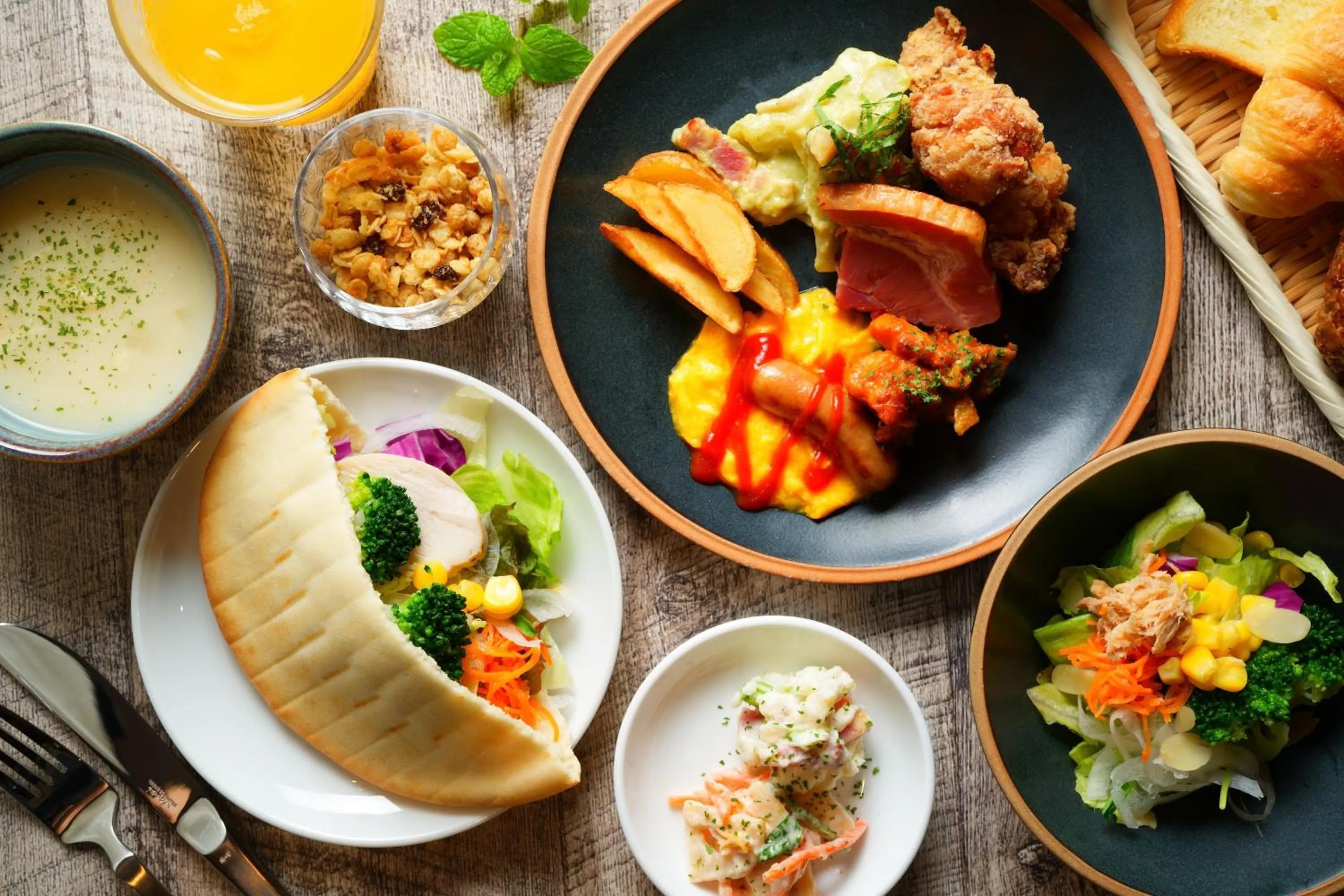 Restaurant/places to eat in AMANEK Beppu YULA-RE