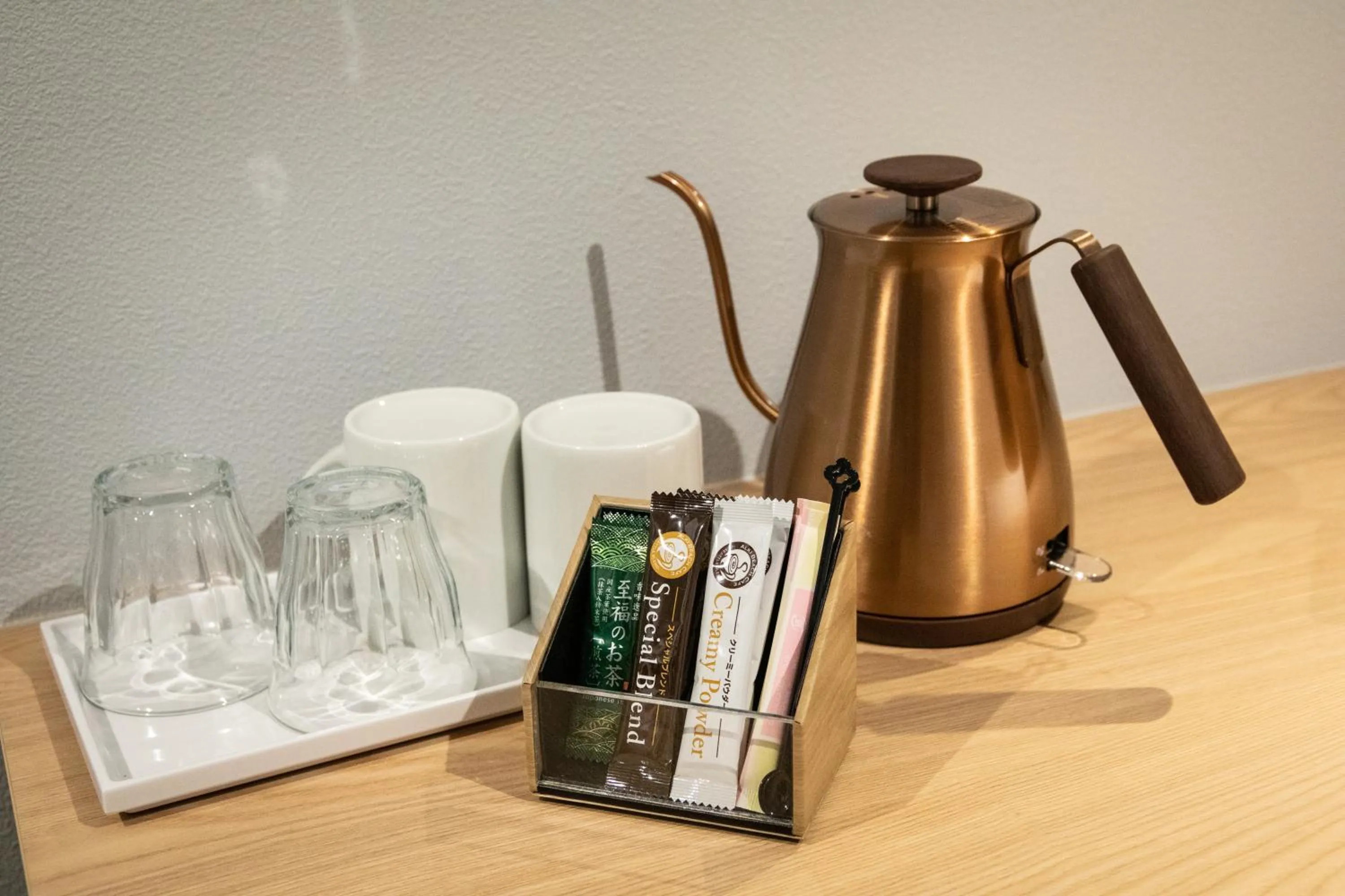 Coffee/tea facilities in AMANEK Inn Beppu