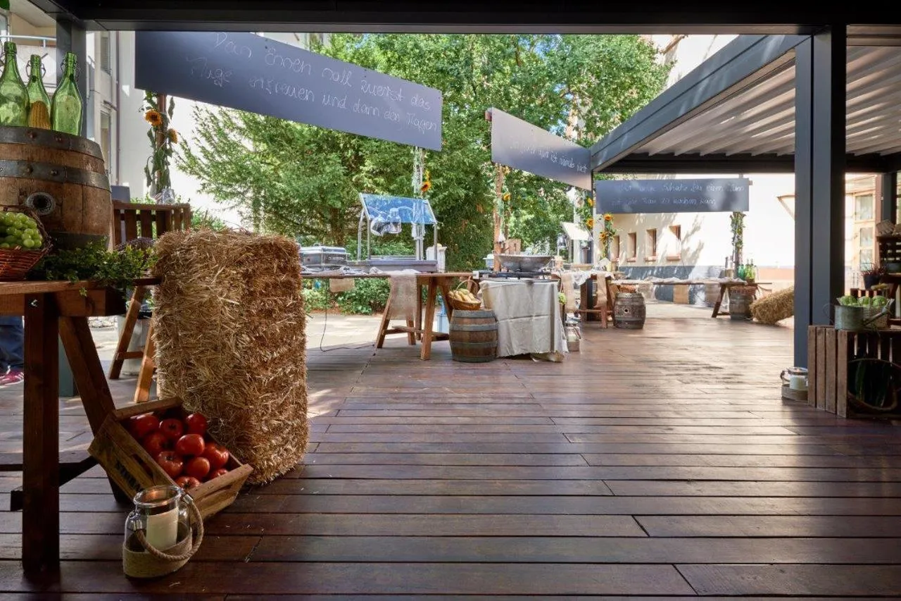 Patio in Boutiquehotel Thessoni Classic & Self service Residence Home Zürich