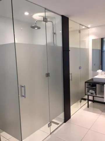 Bathroom in Boutiquehotel Thessoni Classic & Self service Residence Home Zürich