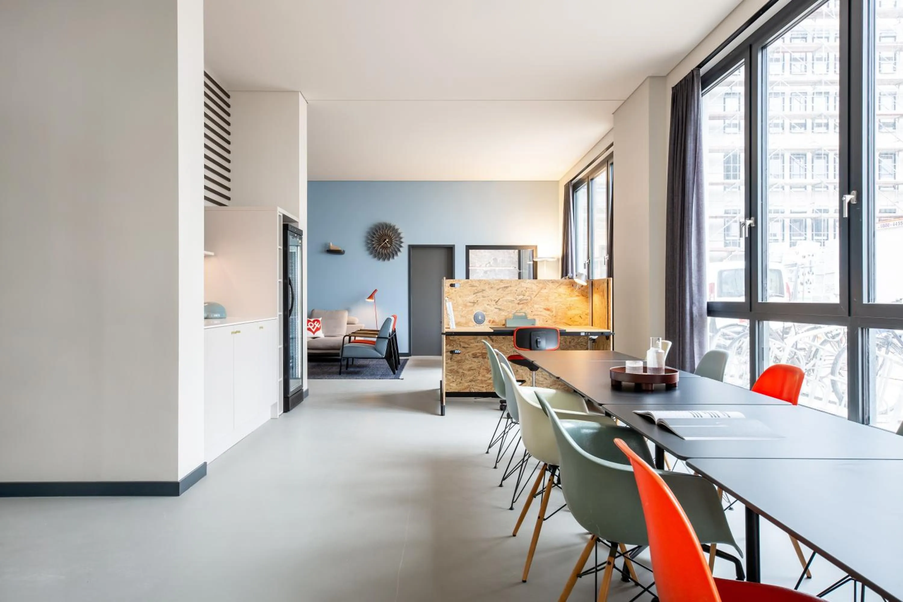 Communal lounge/ TV room in ipartment Braunschweig