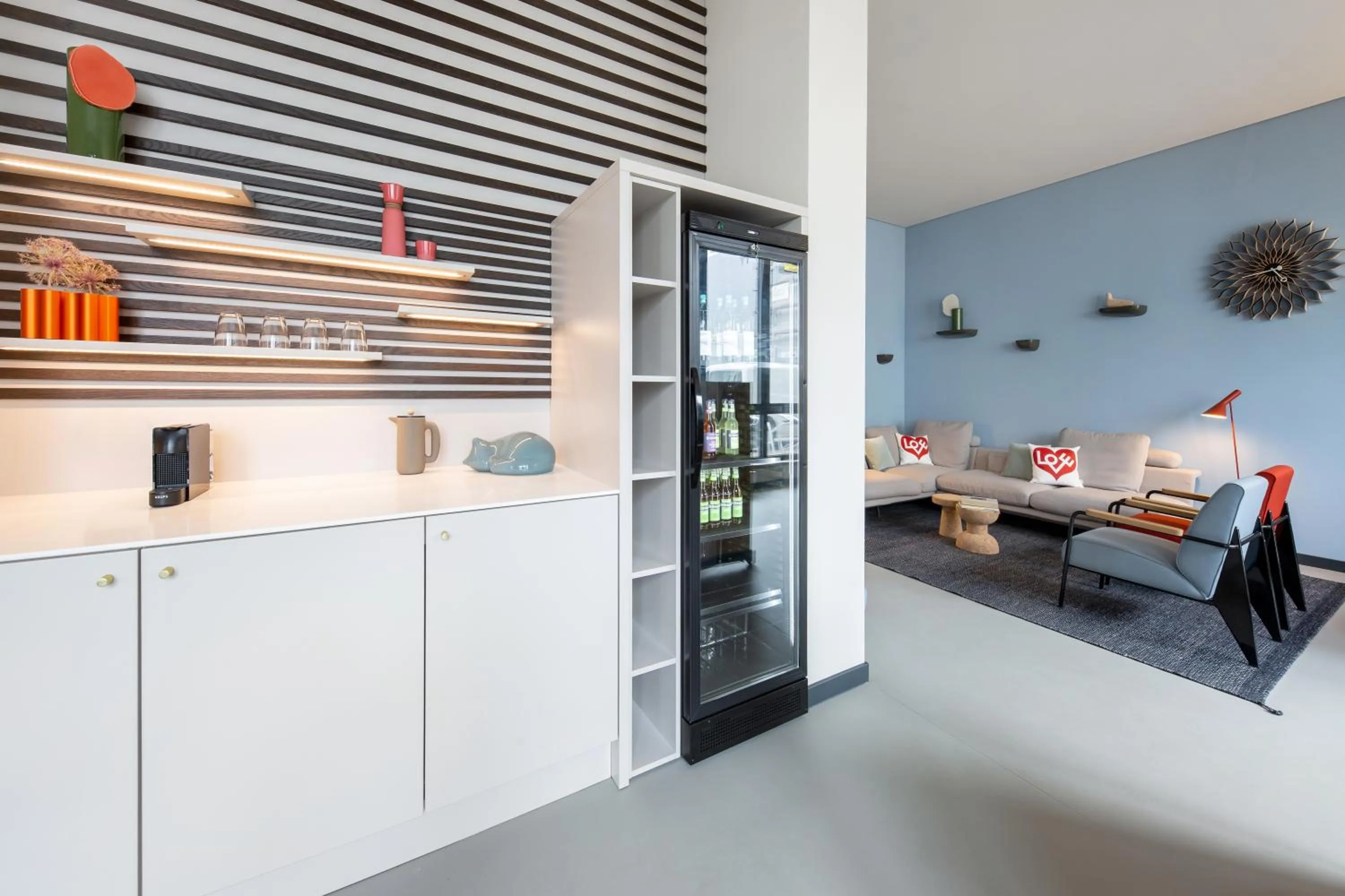 Communal lounge/ TV room in ipartment Braunschweig