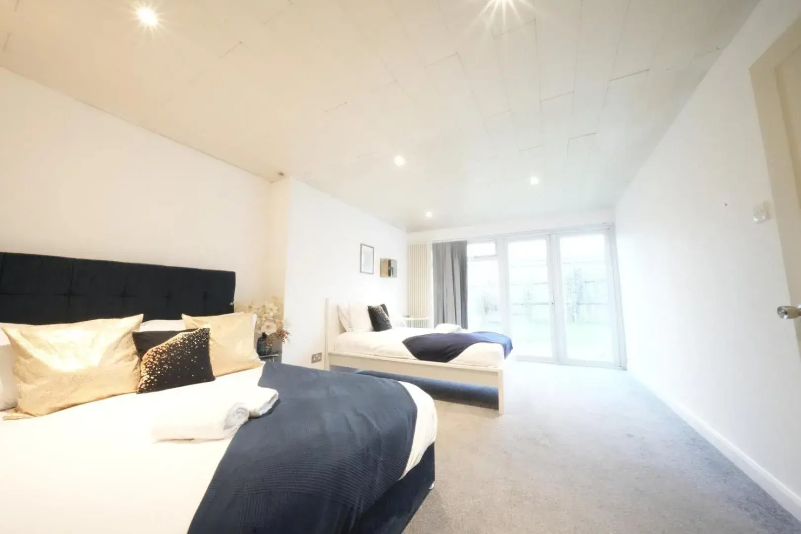 Standard Triple Room - single occupancy in Airport Comfy Stay Standard Triple Room - single occupancy in Airport Comfy Stay