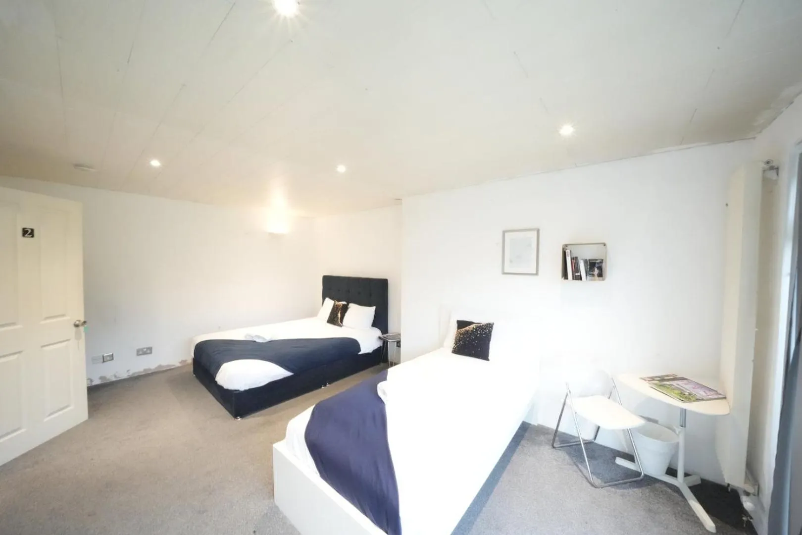 Bed in Airport Comfy Stay